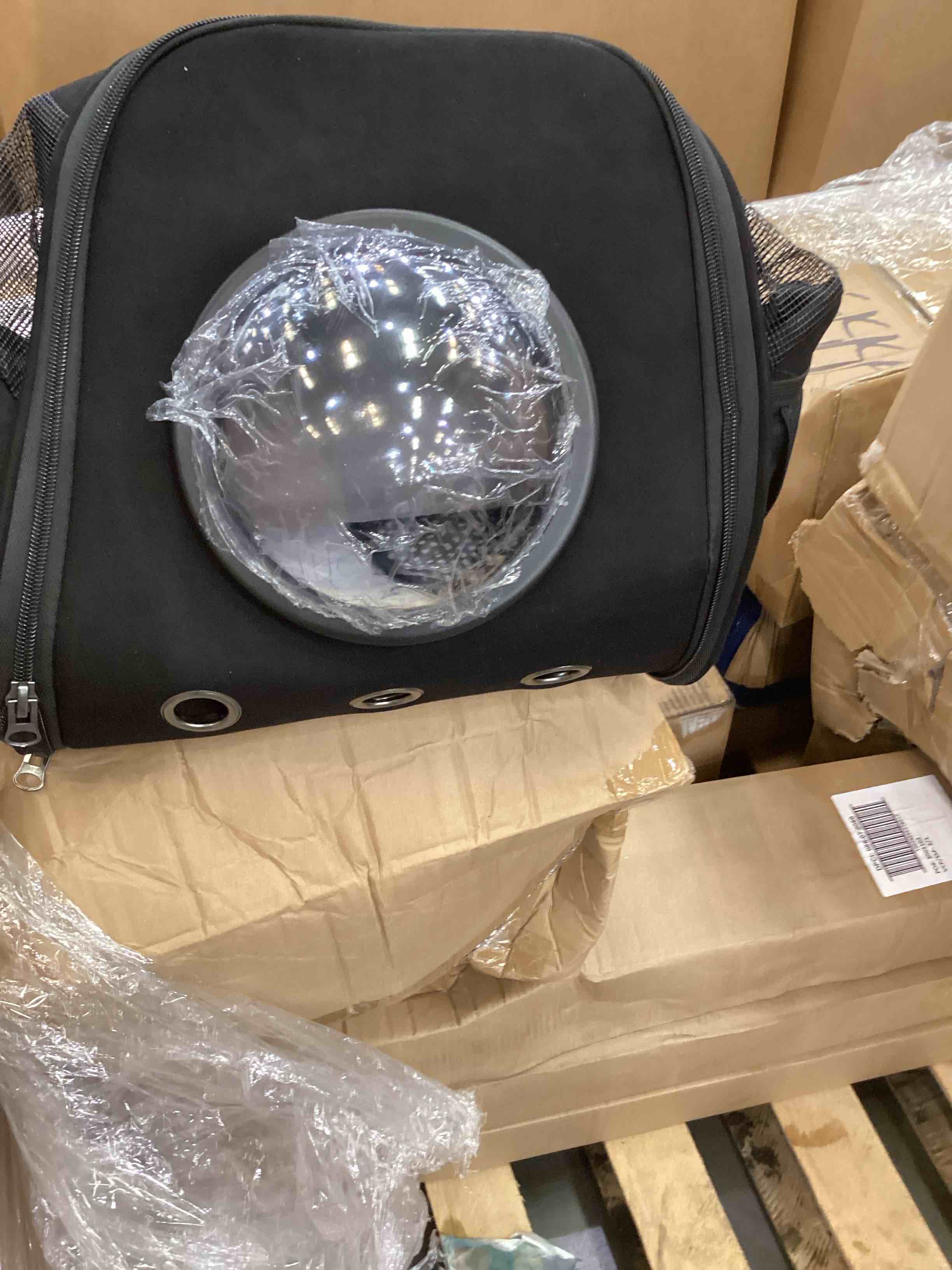 https://s3.amazonaws.com/lotting-images-prod/bidfta/EXS00624057_1695143880085.jpeg