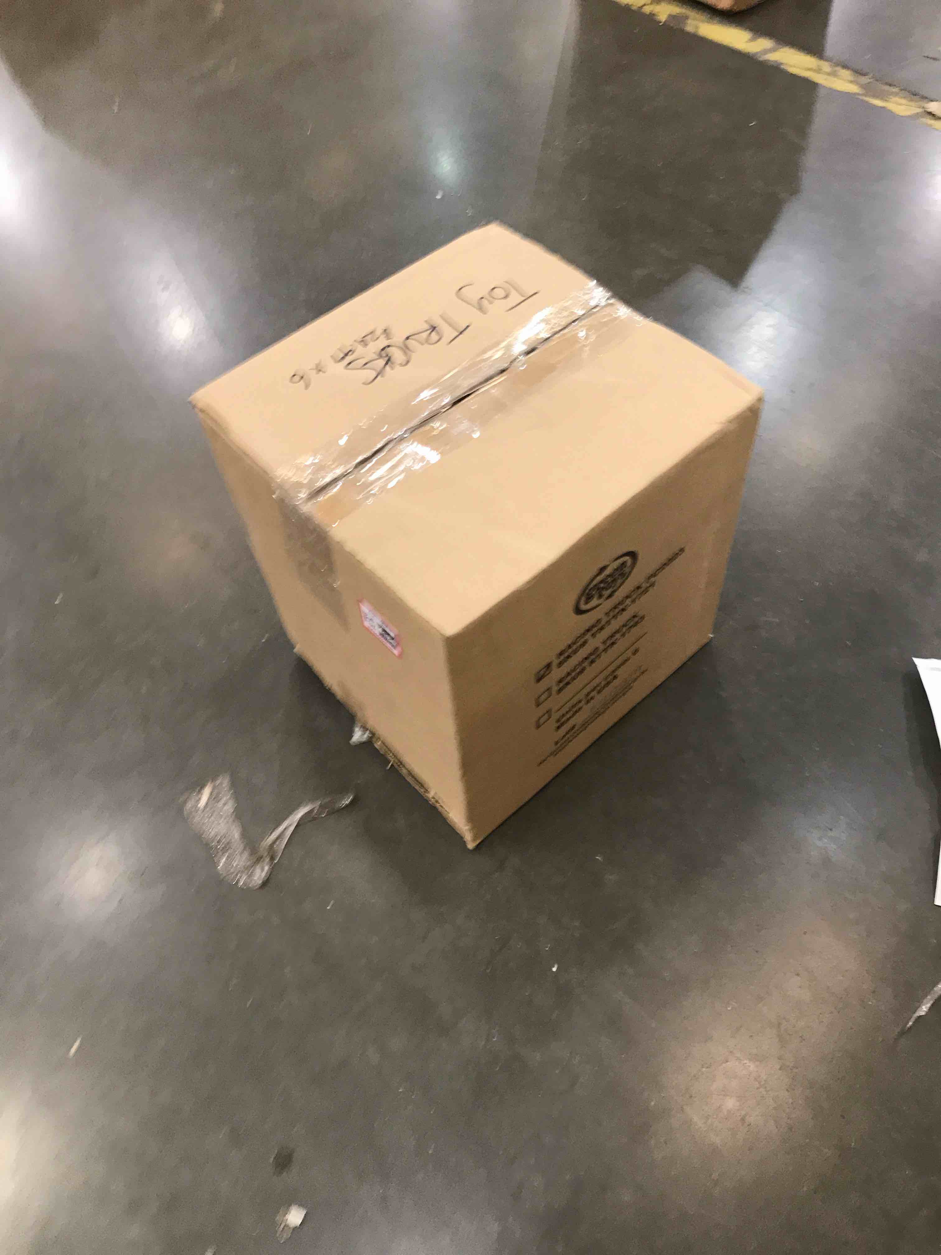 https://s3.amazonaws.com/lotting-images-prod/bidfta/EXS00624184_1695314175625.jpeg