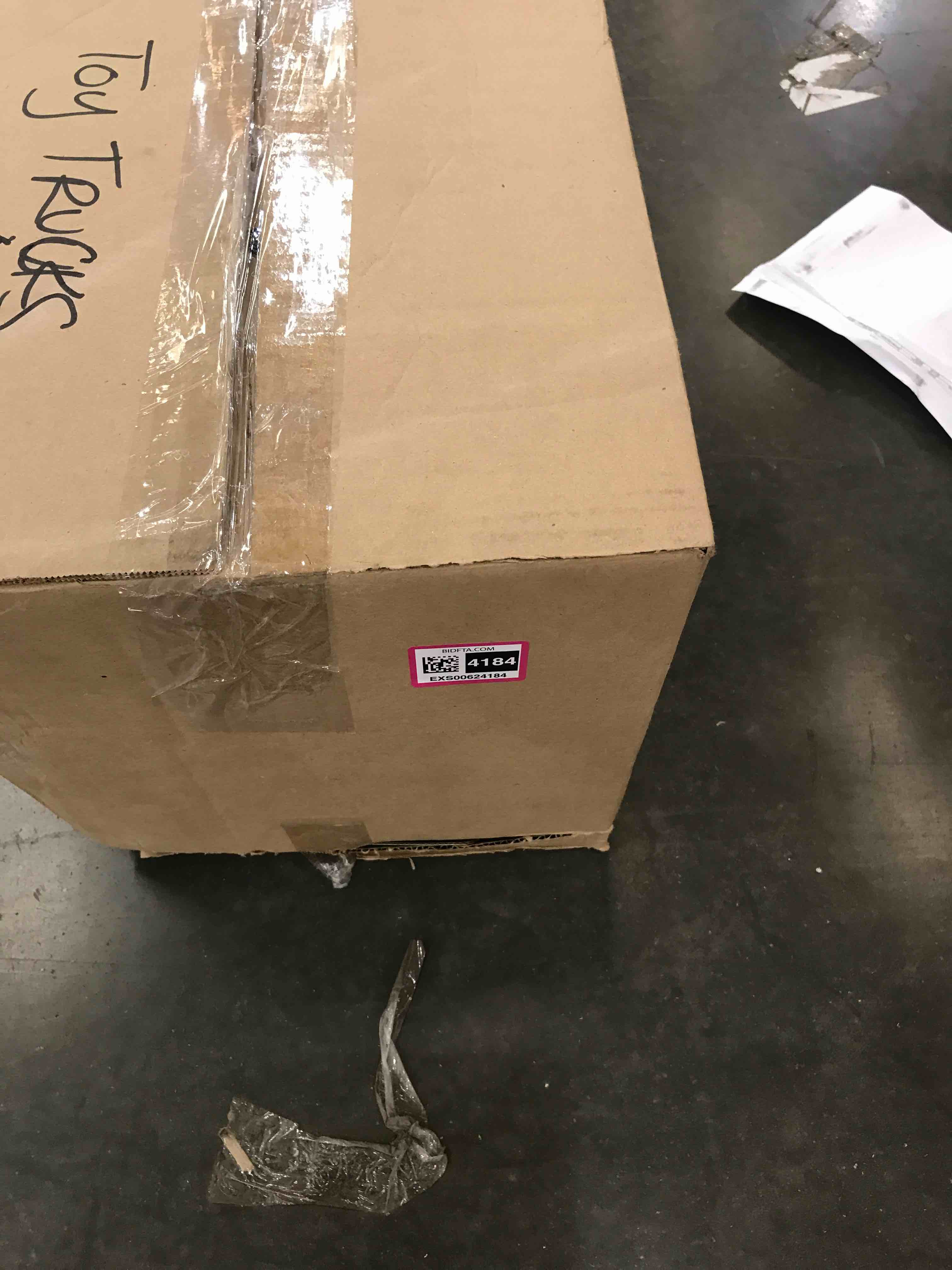 https://s3.amazonaws.com/lotting-images-prod/bidfta/EXS00624184_1695314178136.jpeg