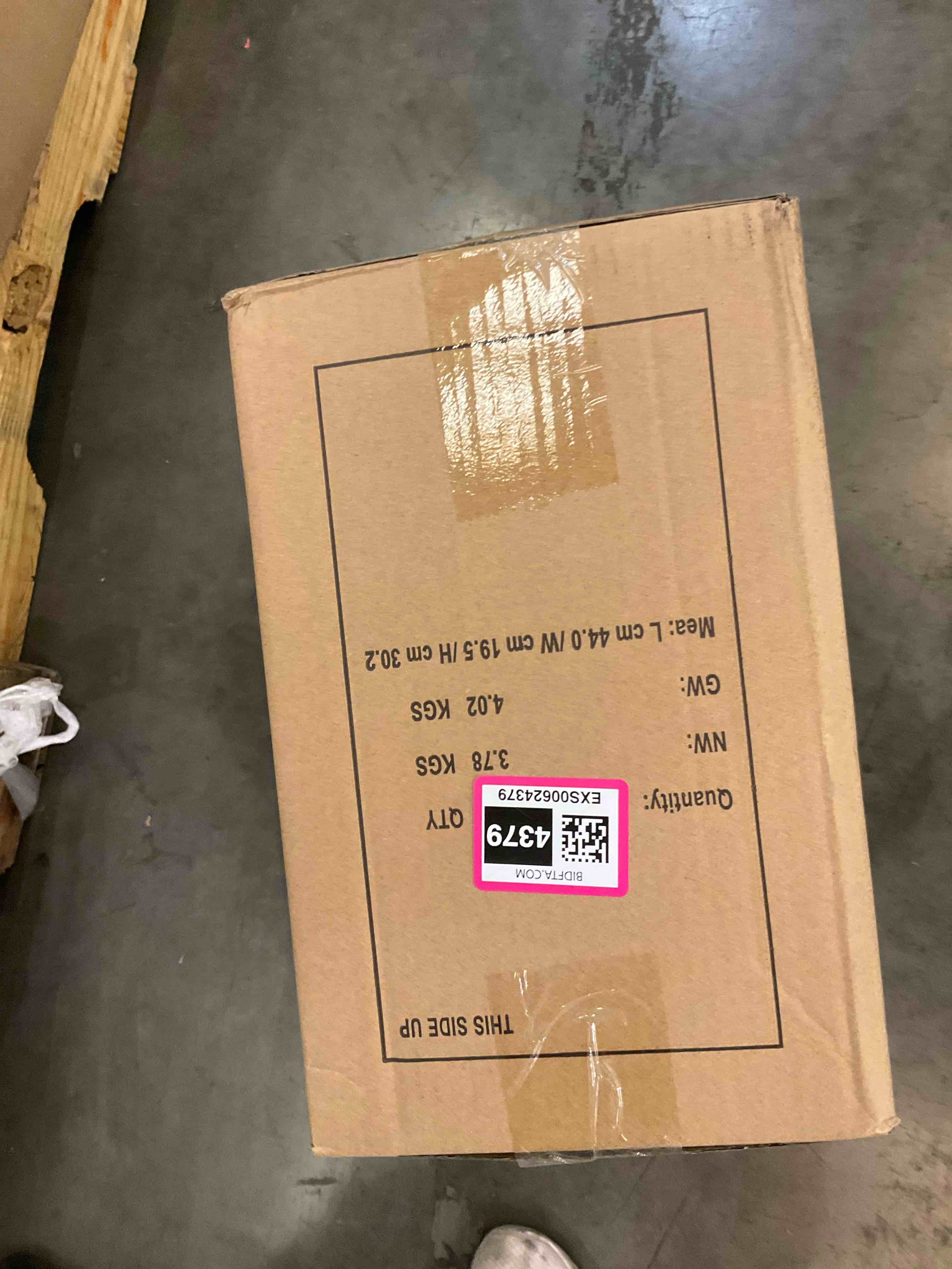 https://s3.amazonaws.com/lotting-images-prod/bidfta/EXS00624379_1695840095082.jpeg