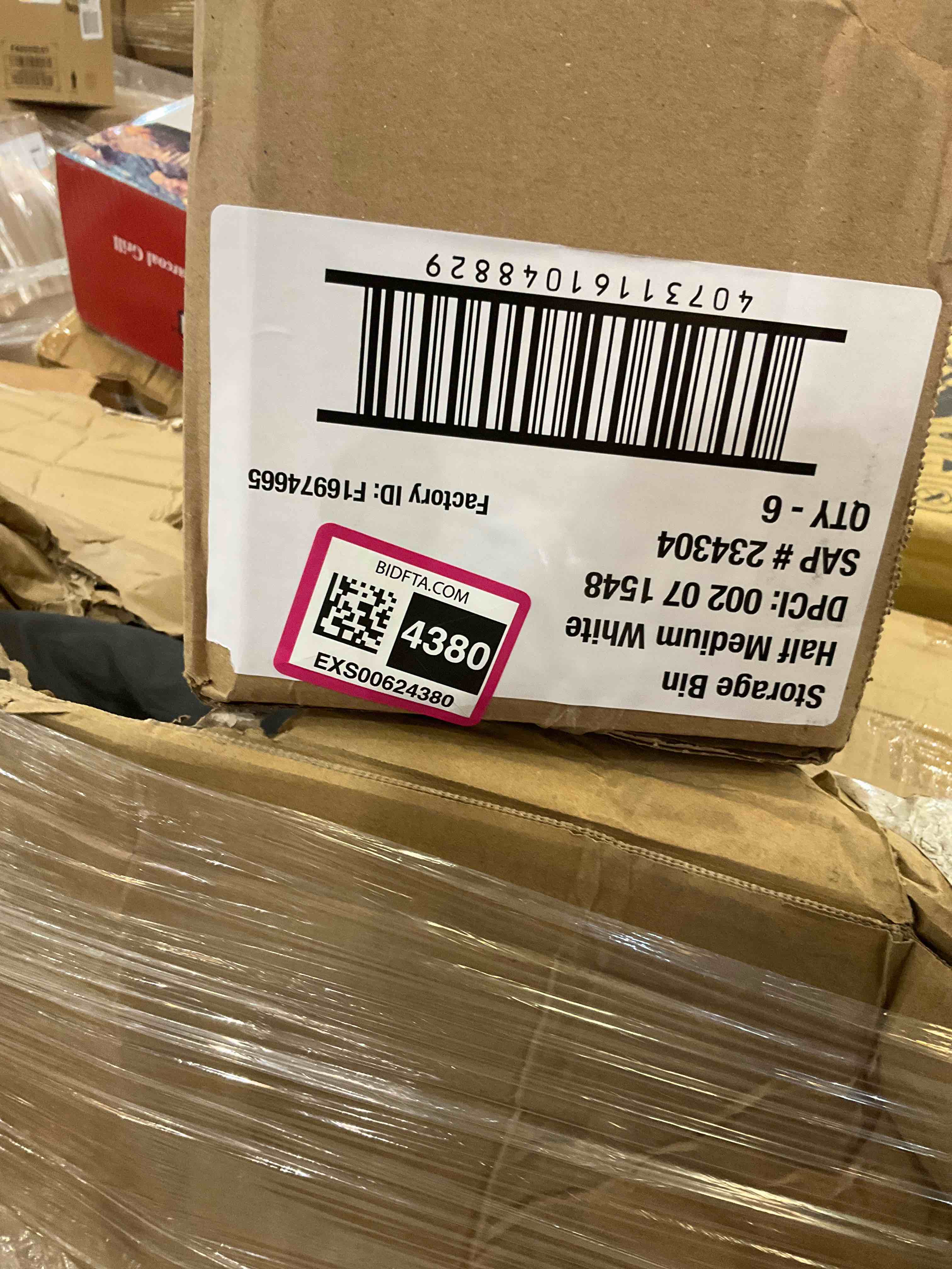https://s3.amazonaws.com/lotting-images-prod/bidfta/EXS00624380_1695840176979.jpeg