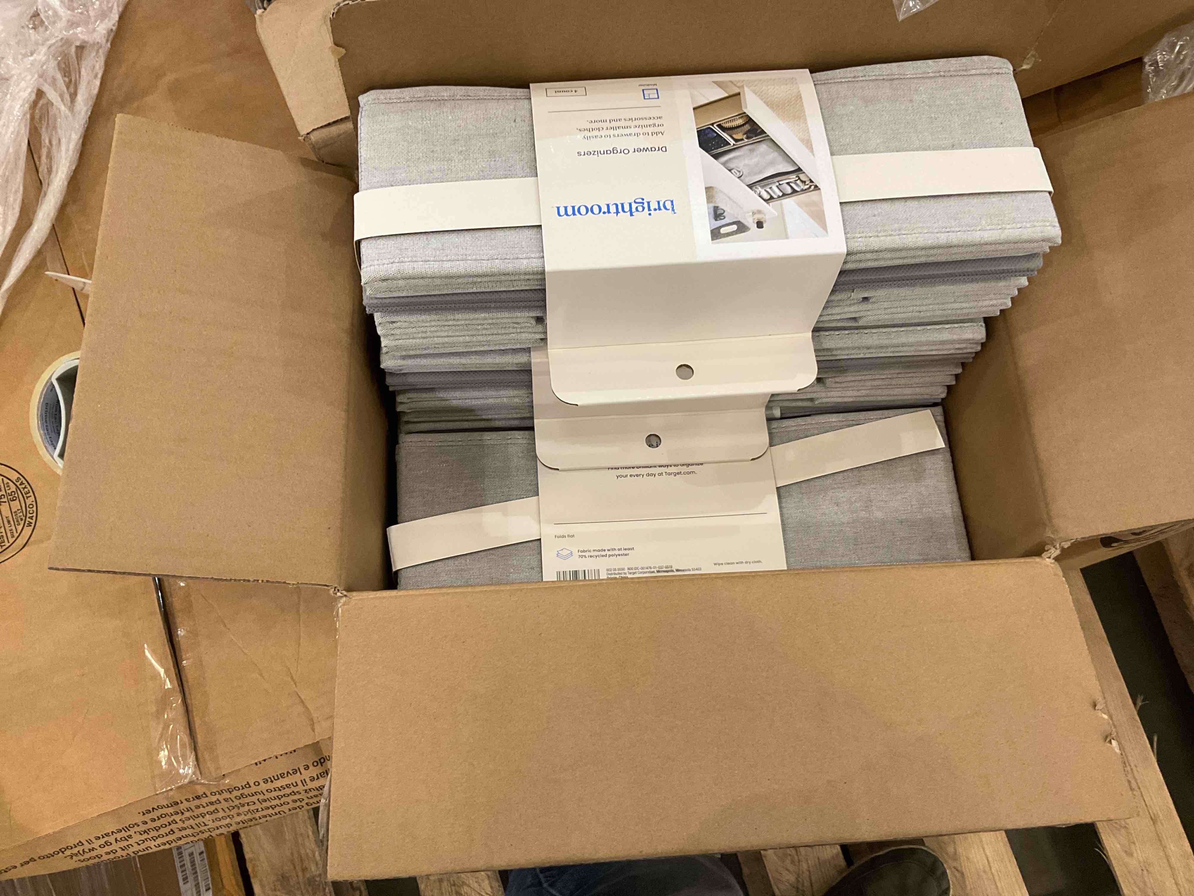 https://s3.amazonaws.com/lotting-images-prod/bidfta/EXS00624384_1695841166000.jpeg