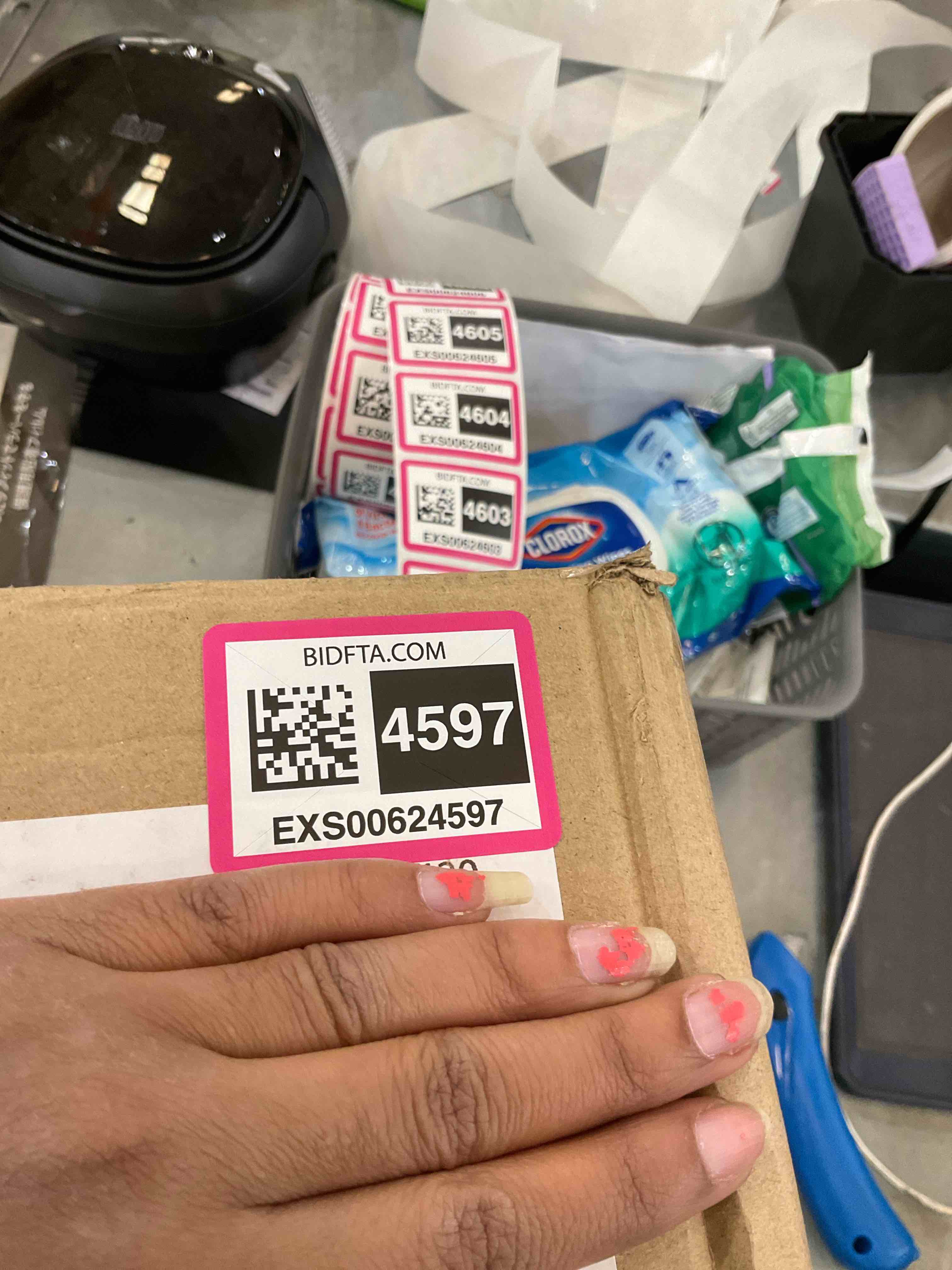 https://s3.amazonaws.com/lotting-images-prod/bidfta/EXS00624597_1695145288713.jpeg