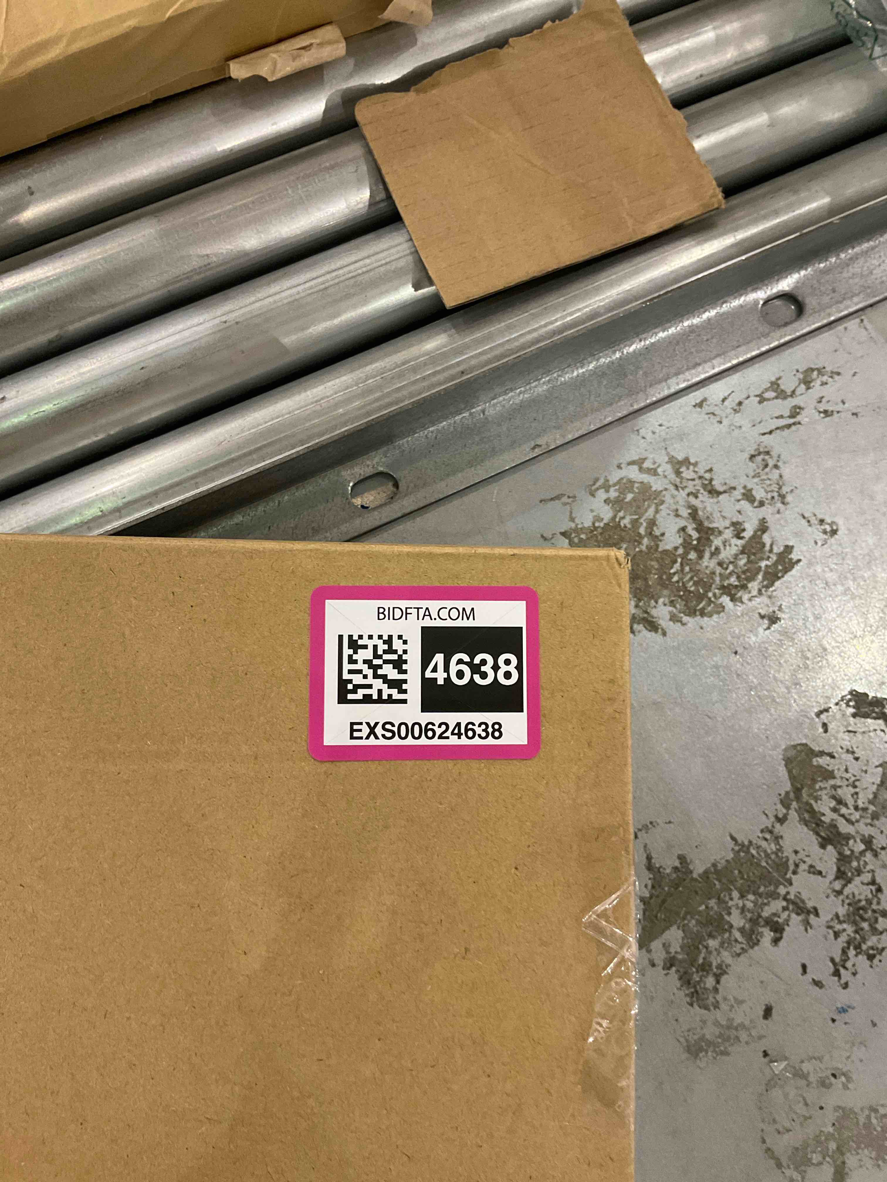 https://s3.amazonaws.com/lotting-images-prod/bidfta/EXS00624638_1695212389214.jpeg