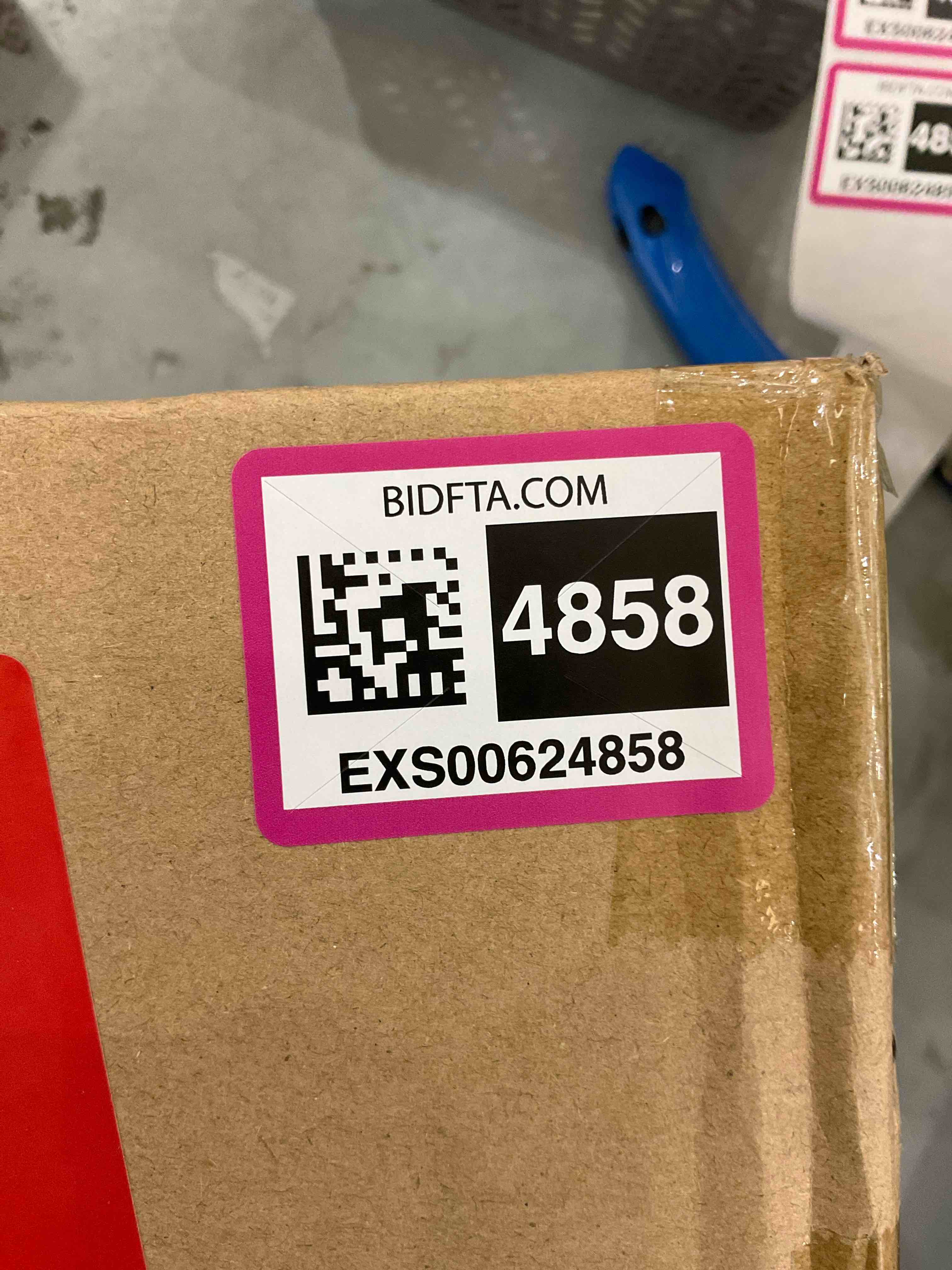 https://s3.amazonaws.com/lotting-images-prod/bidfta/EXS00624858_1695318334673.jpeg