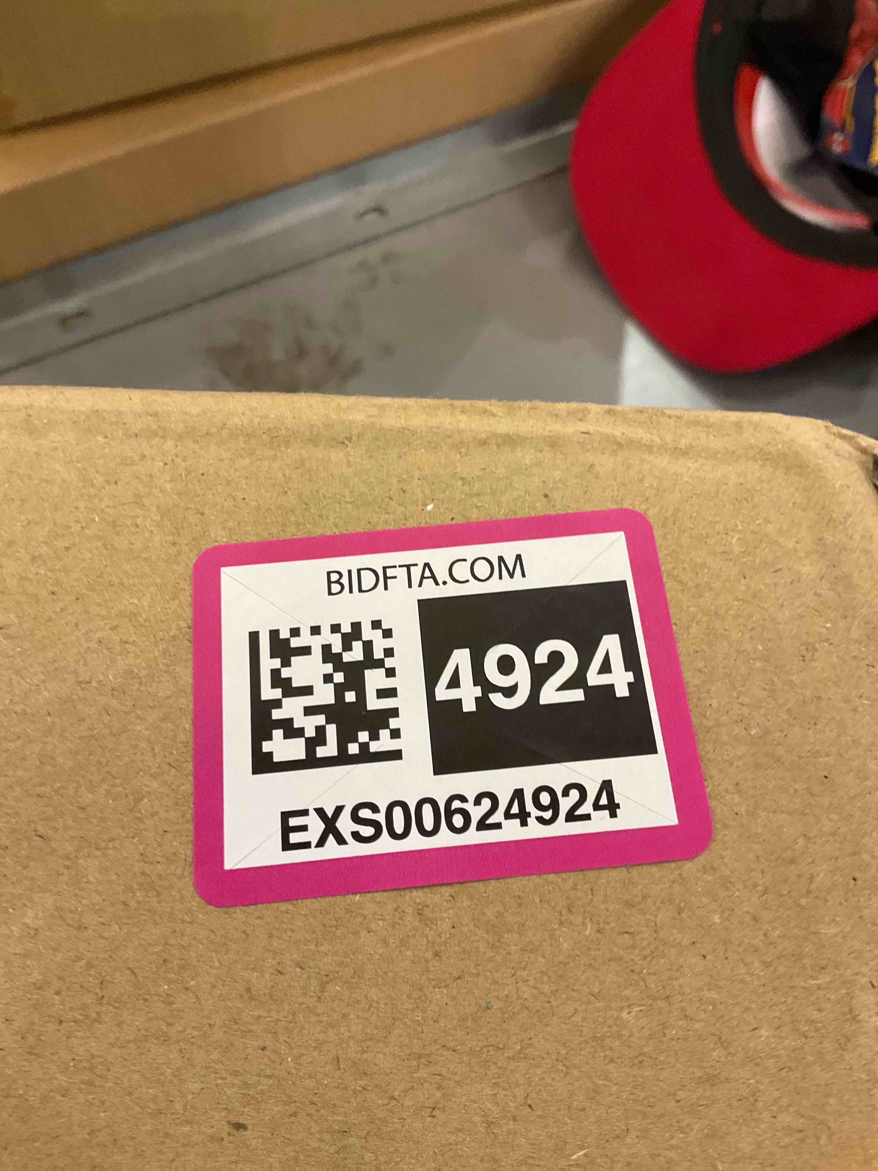 https://s3.amazonaws.com/lotting-images-prod/bidfta/EXS00624924_1695655015780.jpeg