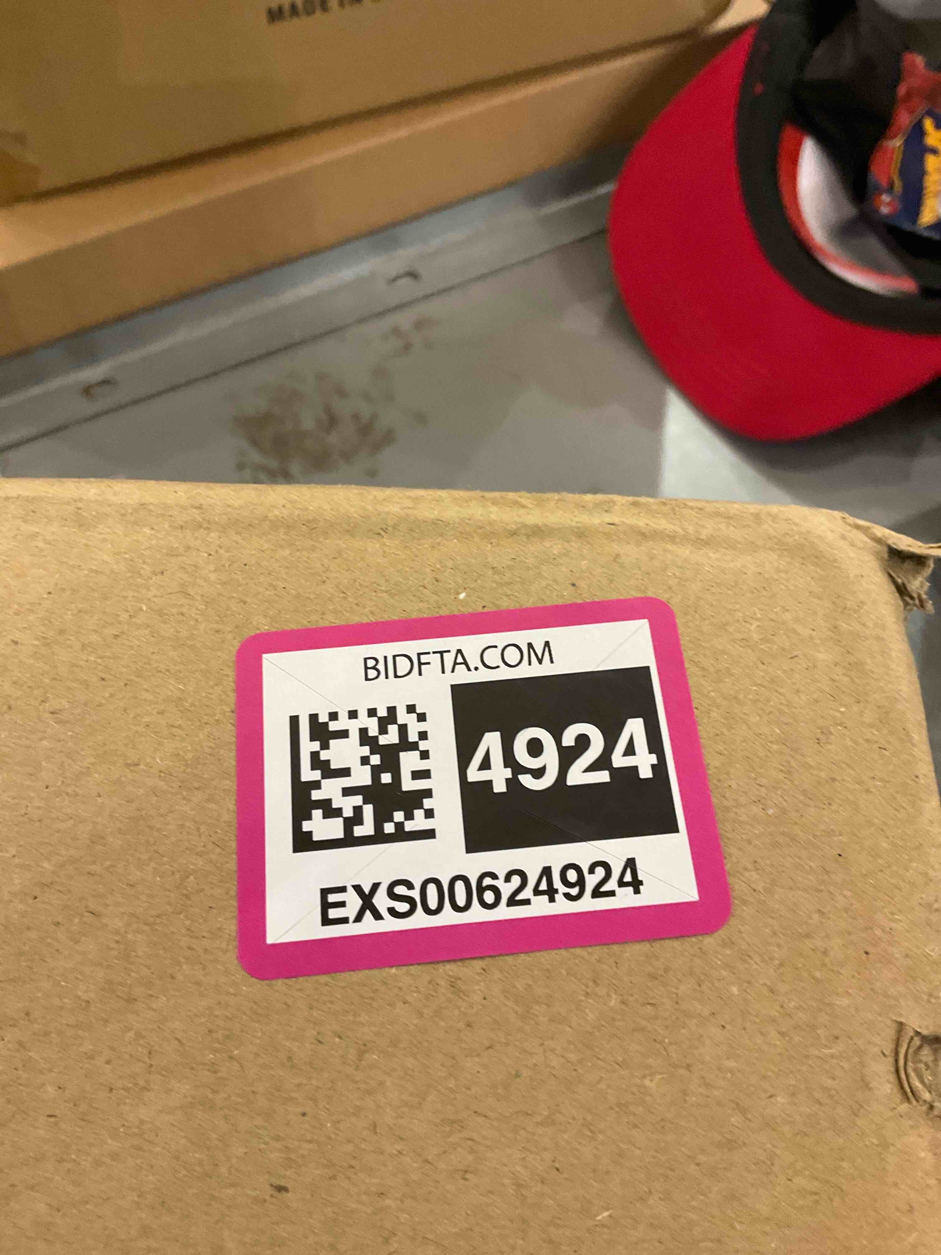 https://s3.amazonaws.com/lotting-images-prod/bidfta/EXS00624924_1695655016675.jpeg