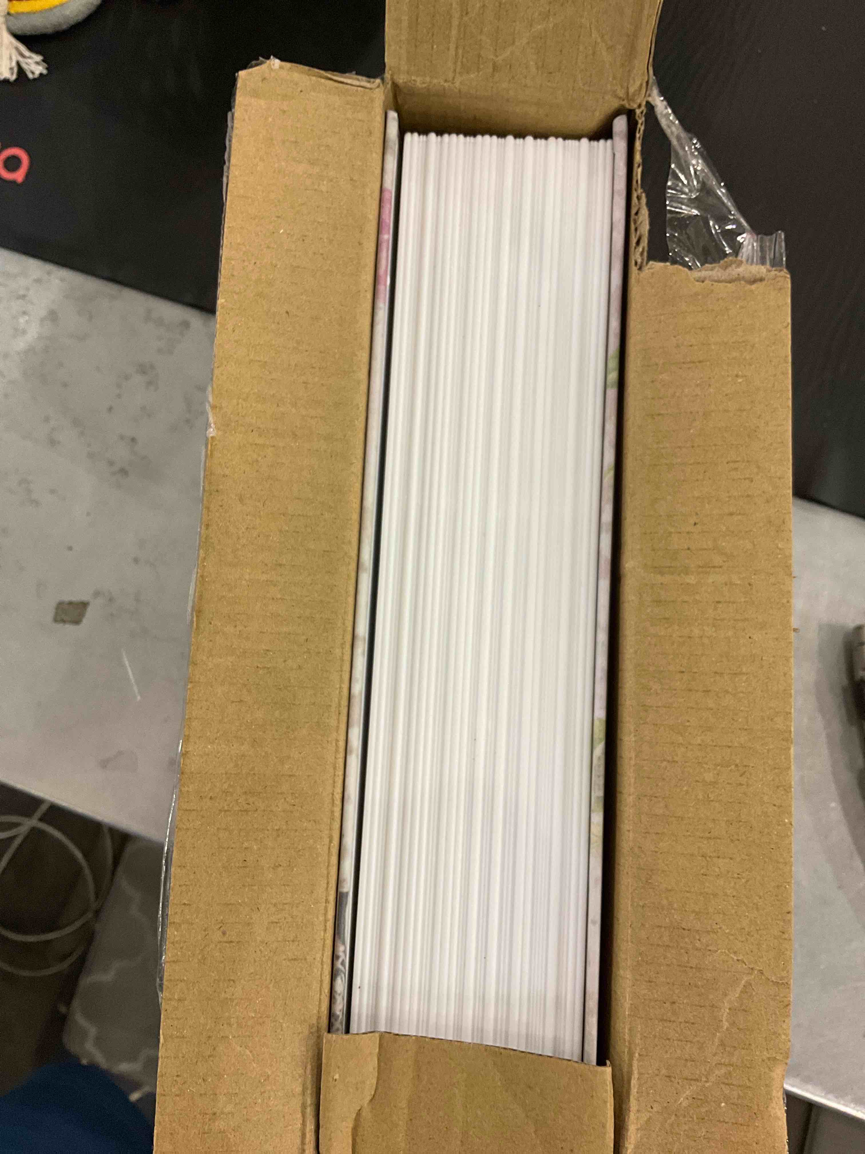https://s3.amazonaws.com/lotting-images-prod/bidfta/EXS00625065_1695927035012.jpeg