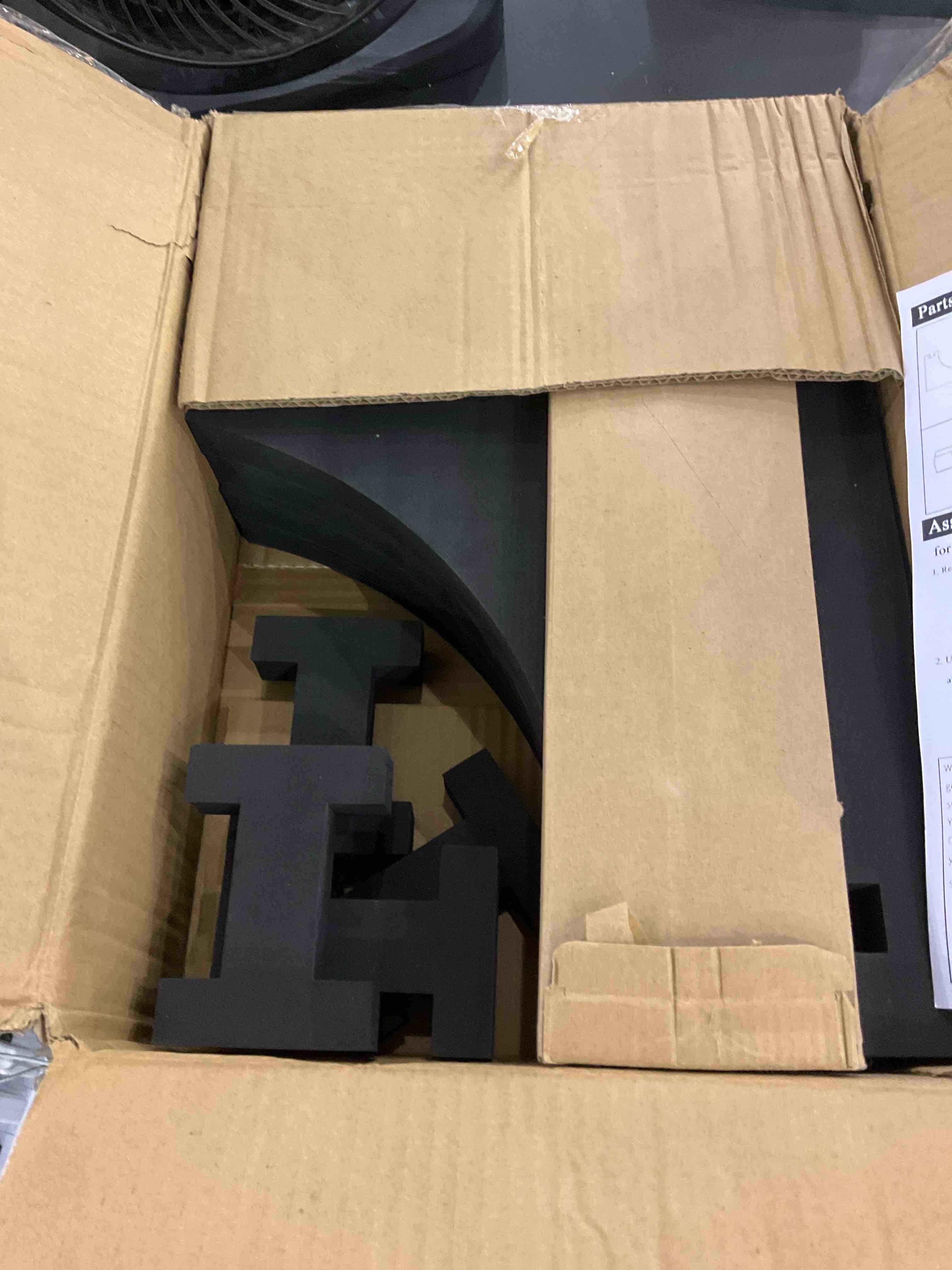 https://s3.amazonaws.com/lotting-images-prod/bidfta/EXS00625108_1695991495255.jpeg