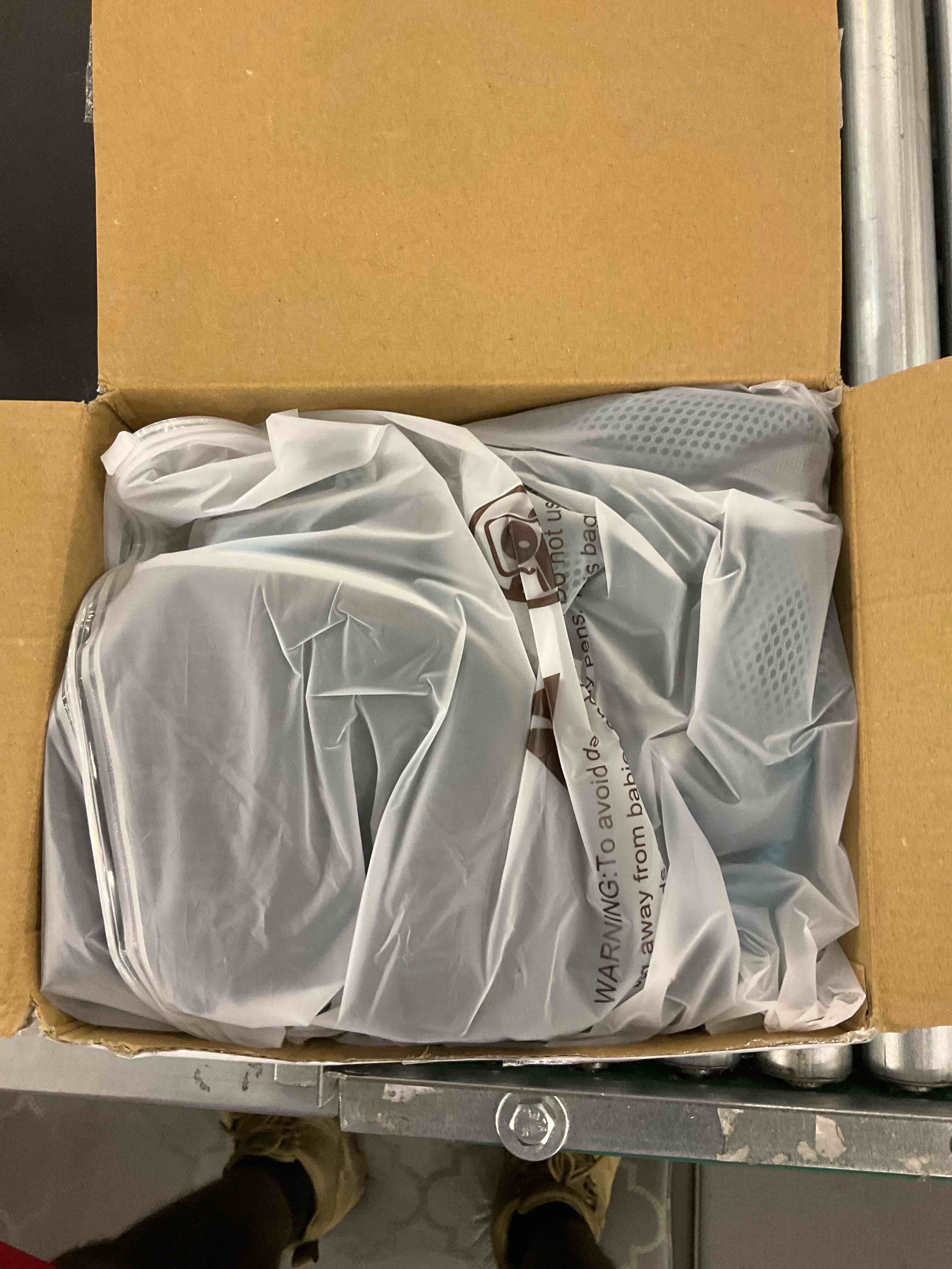 https://s3.amazonaws.com/lotting-images-prod/bidfta/EXS00625116_1695994681479.jpeg