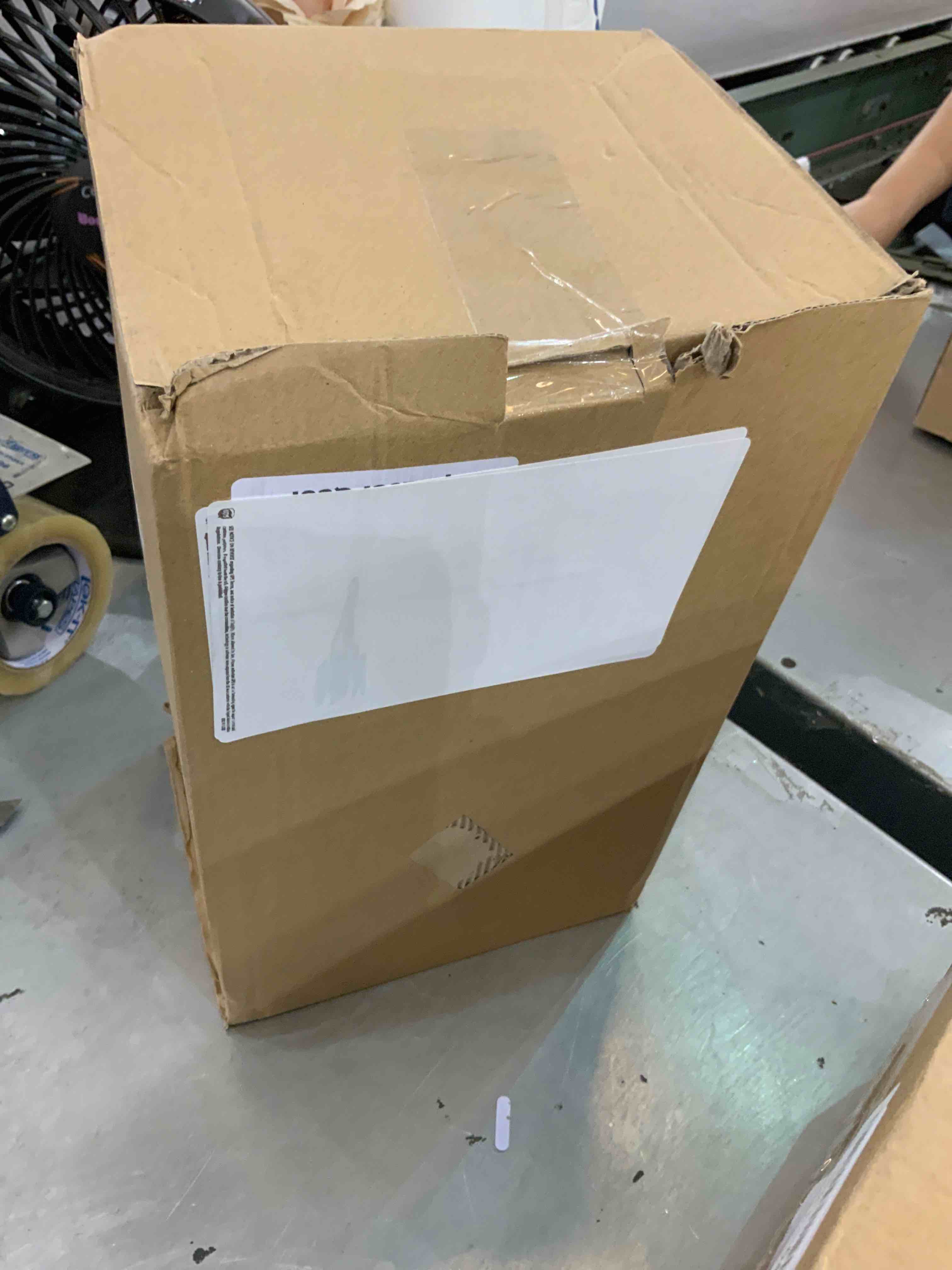 https://s3.amazonaws.com/lotting-images-prod/bidfta/EXS00625524_1694790998974.jpeg