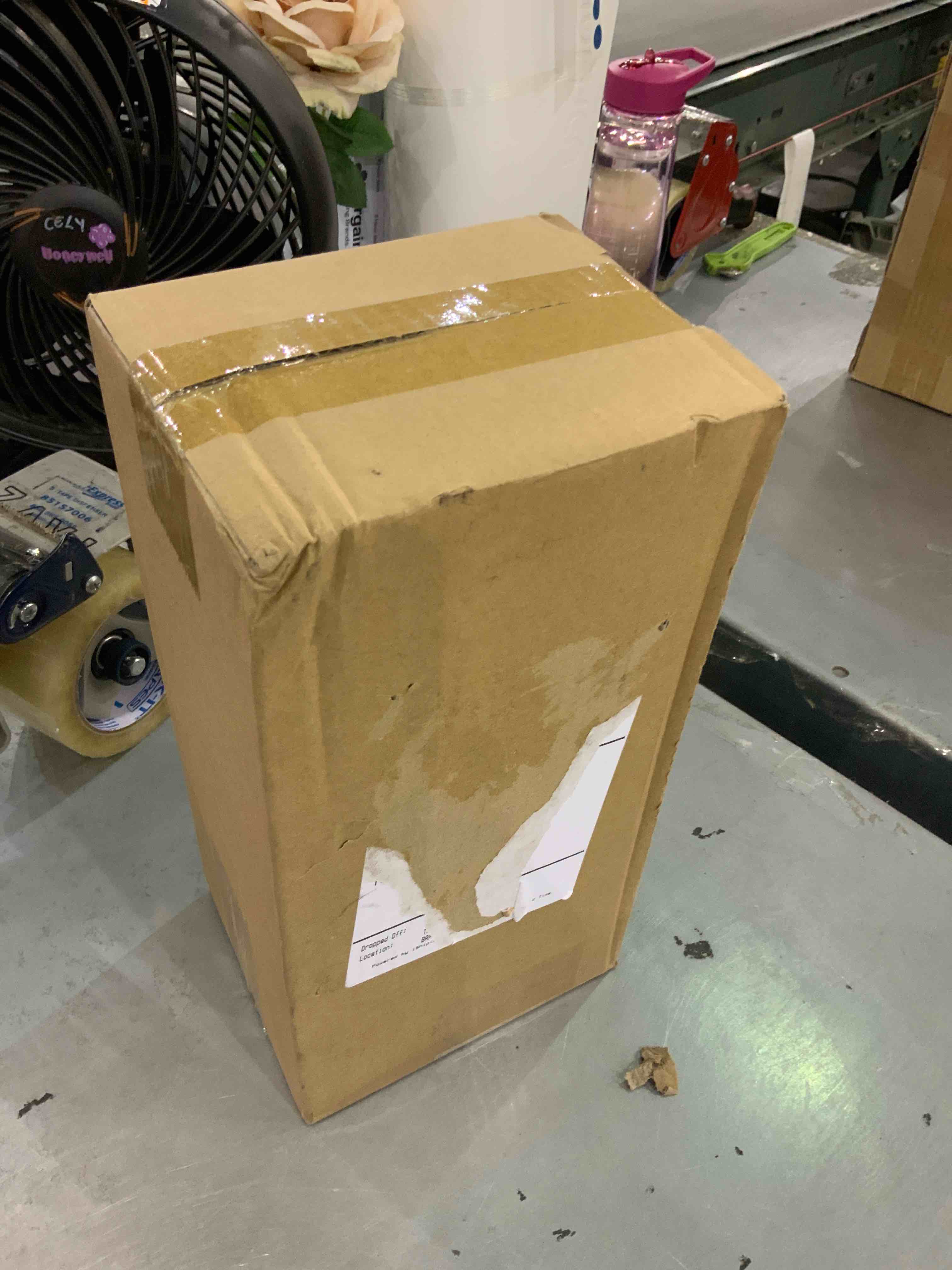 https://s3.amazonaws.com/lotting-images-prod/bidfta/EXS00625629_1695038105446.jpeg