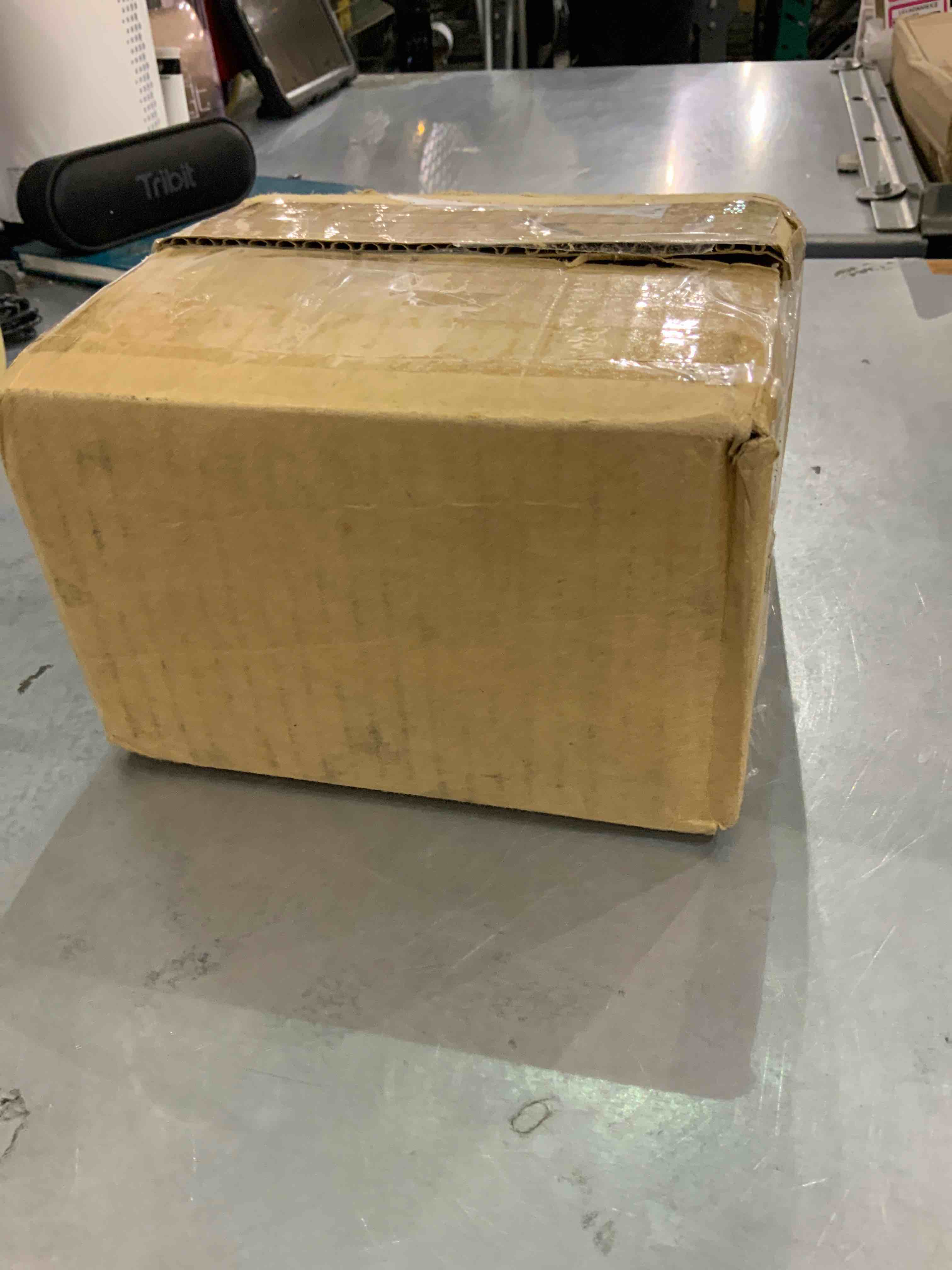 https://s3.amazonaws.com/lotting-images-prod/bidfta/EXS00625639_1695039077845.jpeg