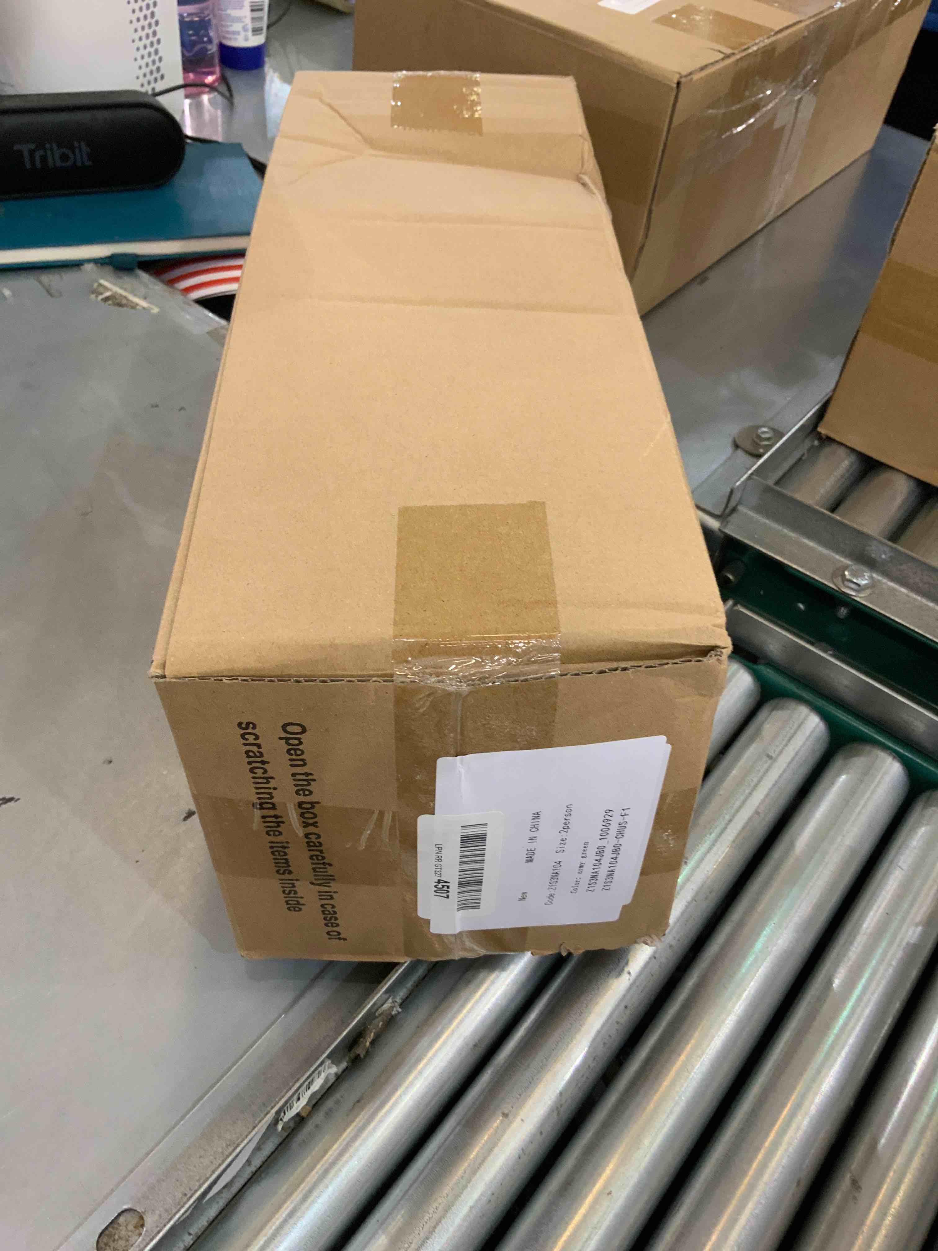 https://s3.amazonaws.com/lotting-images-prod/bidfta/EXS00625767_1695052315423.jpeg