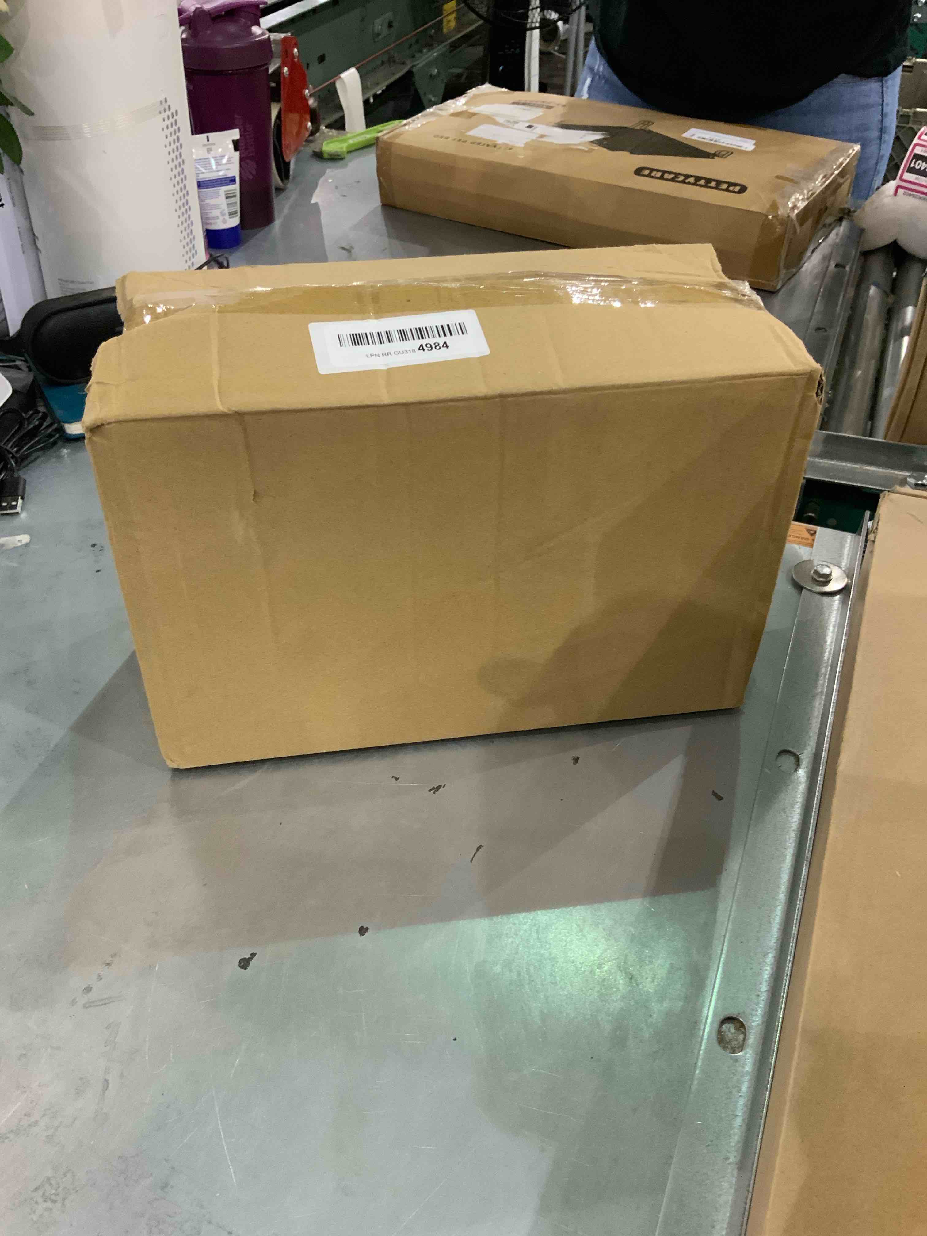 https://s3.amazonaws.com/lotting-images-prod/bidfta/EXS00625911_1695124961184.jpeg