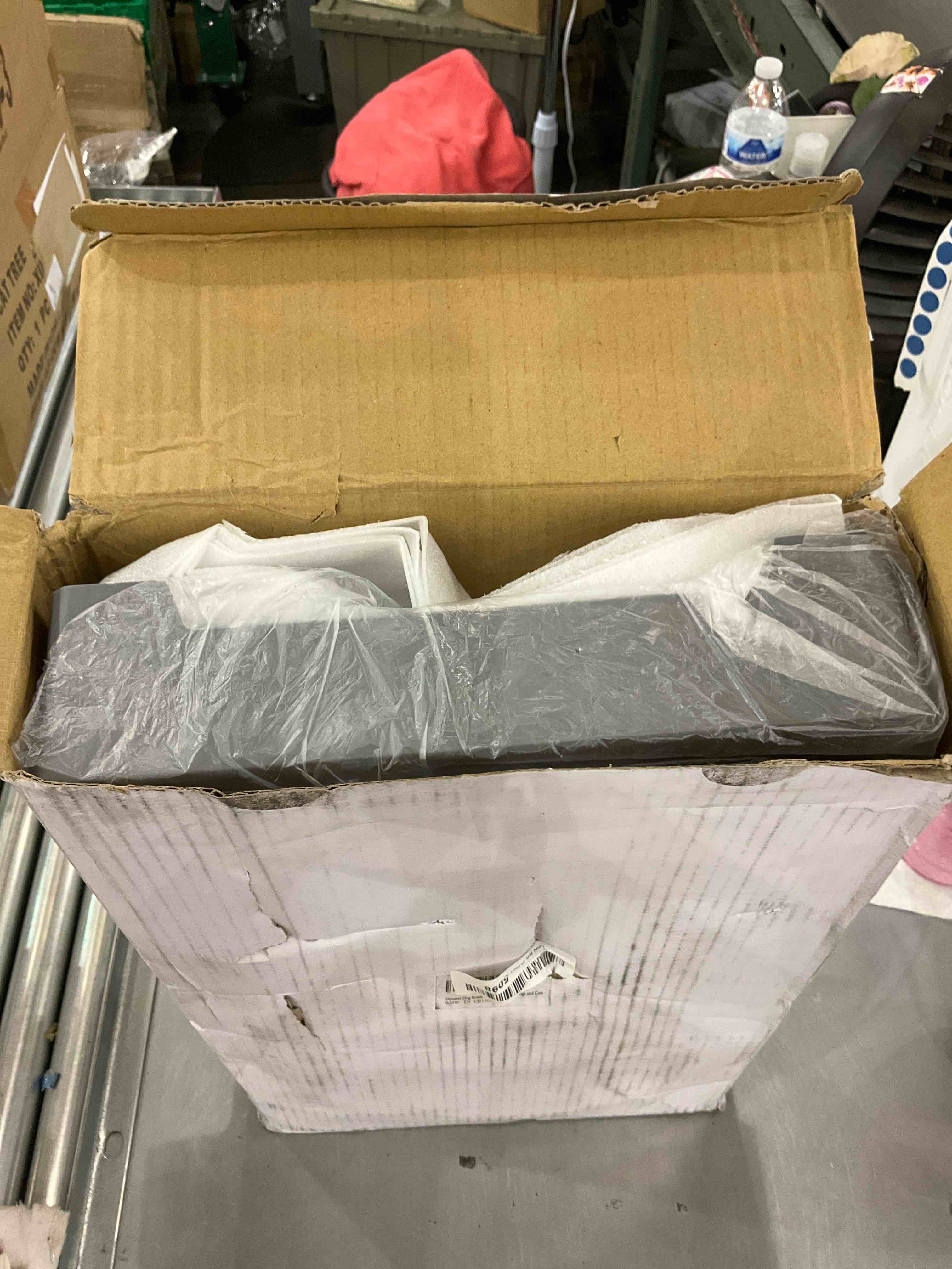 https://s3.amazonaws.com/lotting-images-prod/bidfta/EXS00626097_1694805012380.jpeg