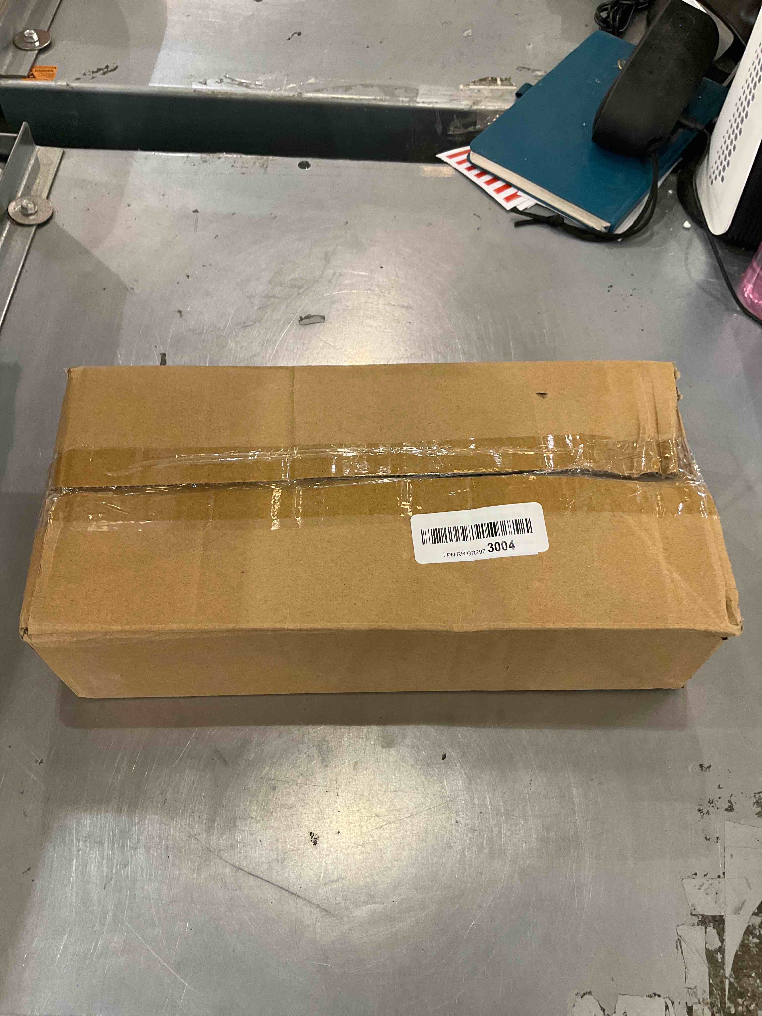 https://s3.amazonaws.com/lotting-images-prod/bidfta/EXS00626232_1695047589677.jpeg