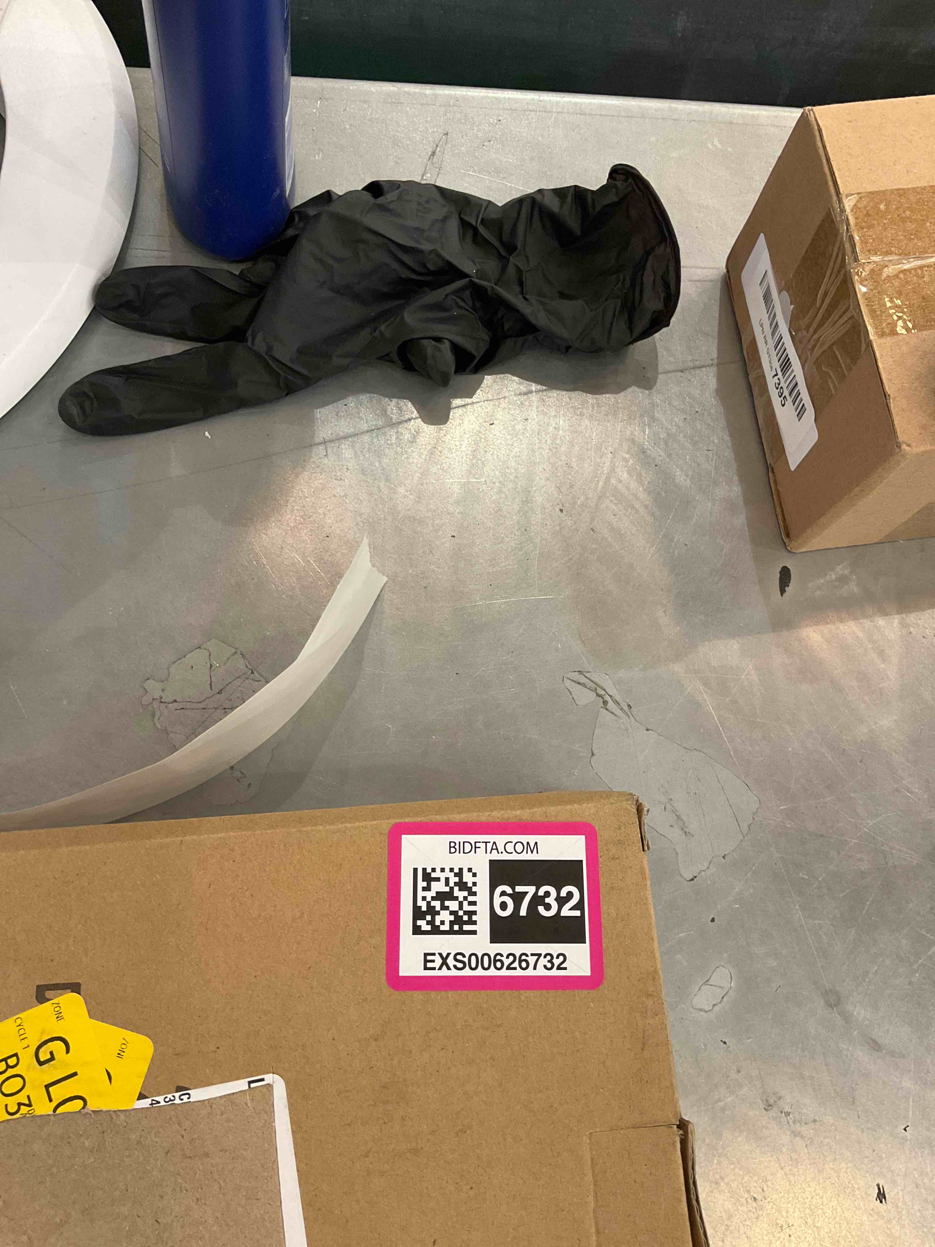 https://s3.amazonaws.com/lotting-images-prod/bidfta/EXS00626732_1695059638186.jpeg