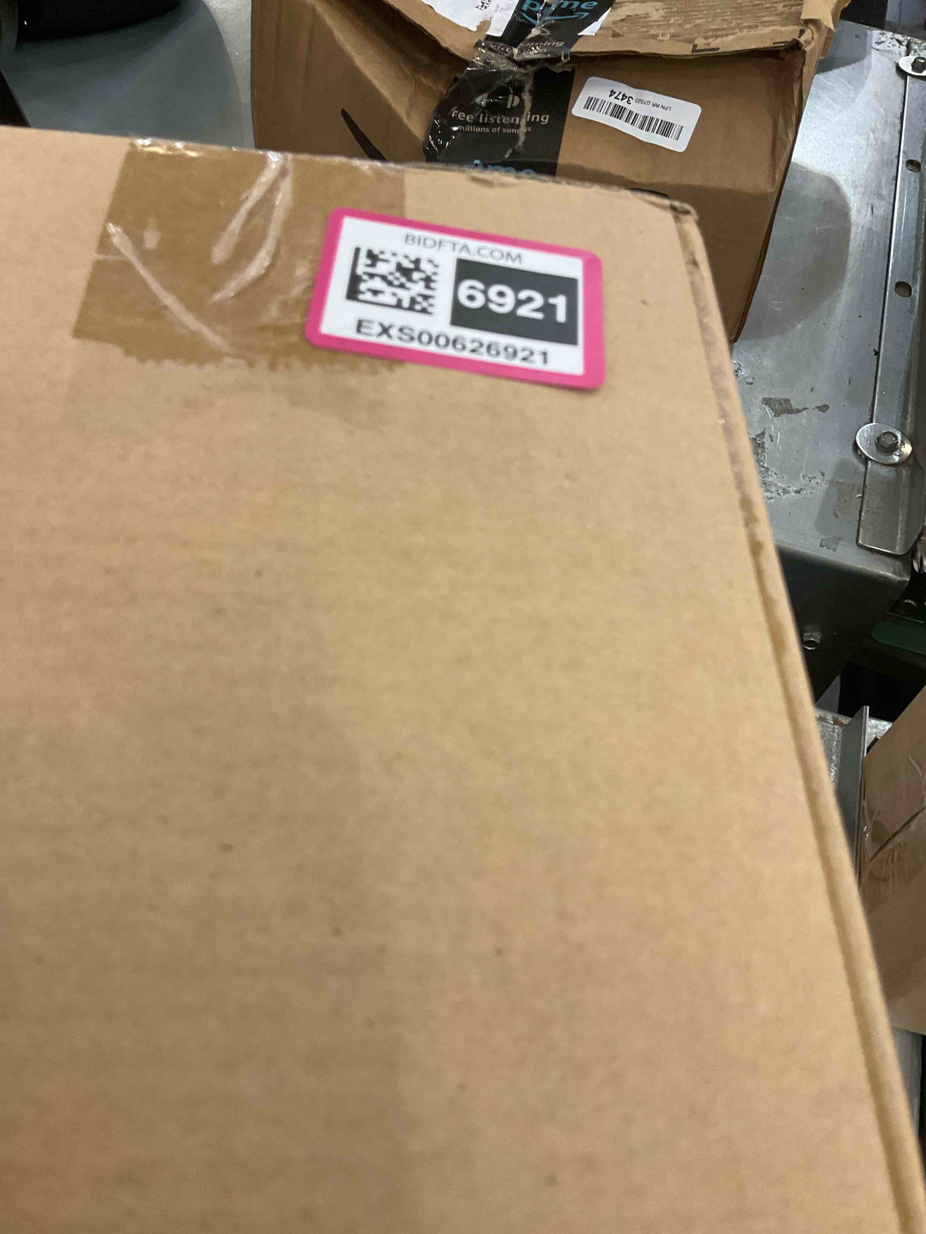 https://s3.amazonaws.com/lotting-images-prod/bidfta/EXS00626921_1695145796770.jpeg
