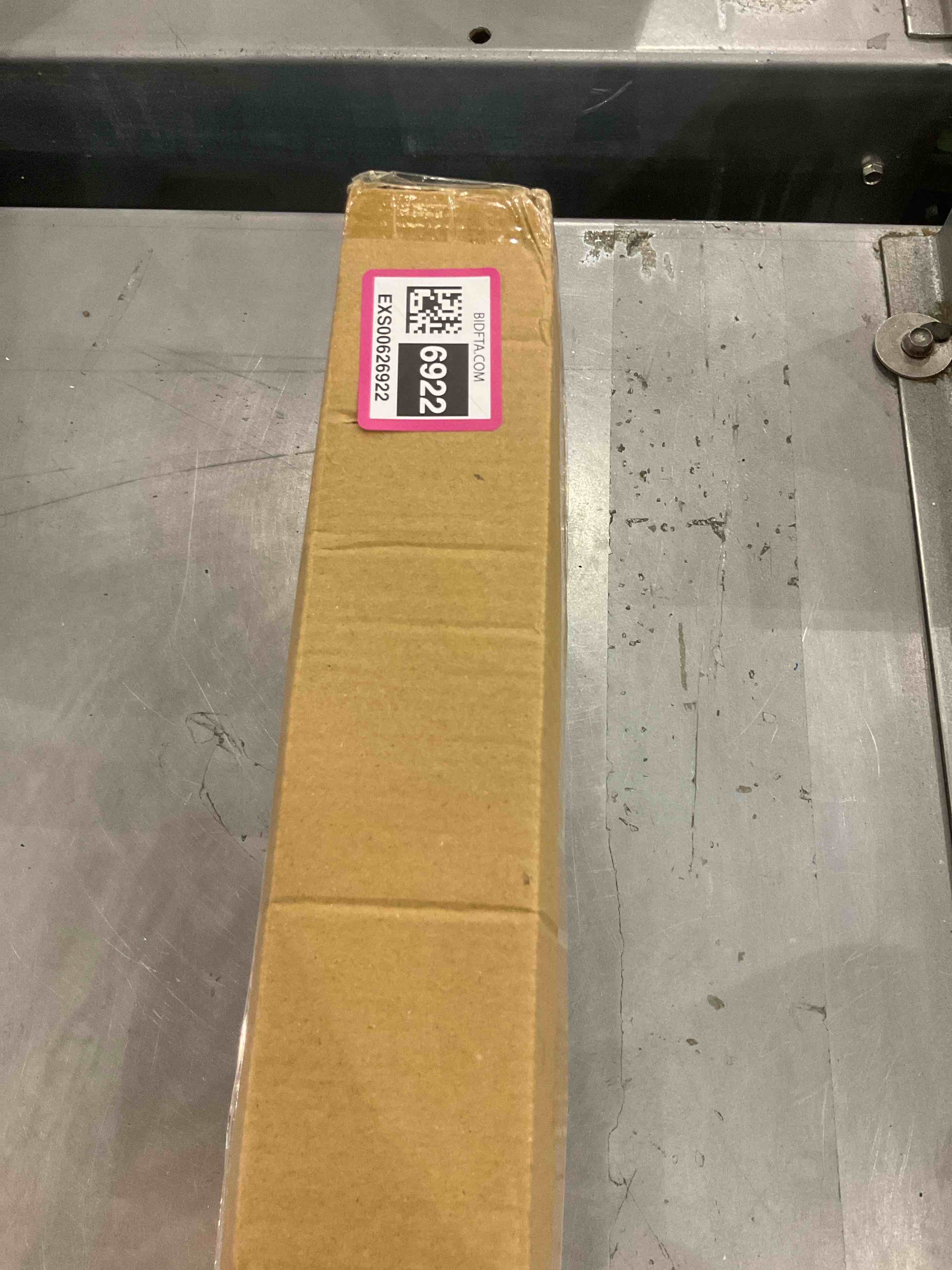 https://s3.amazonaws.com/lotting-images-prod/bidfta/EXS00626922_1695145887767.jpeg
