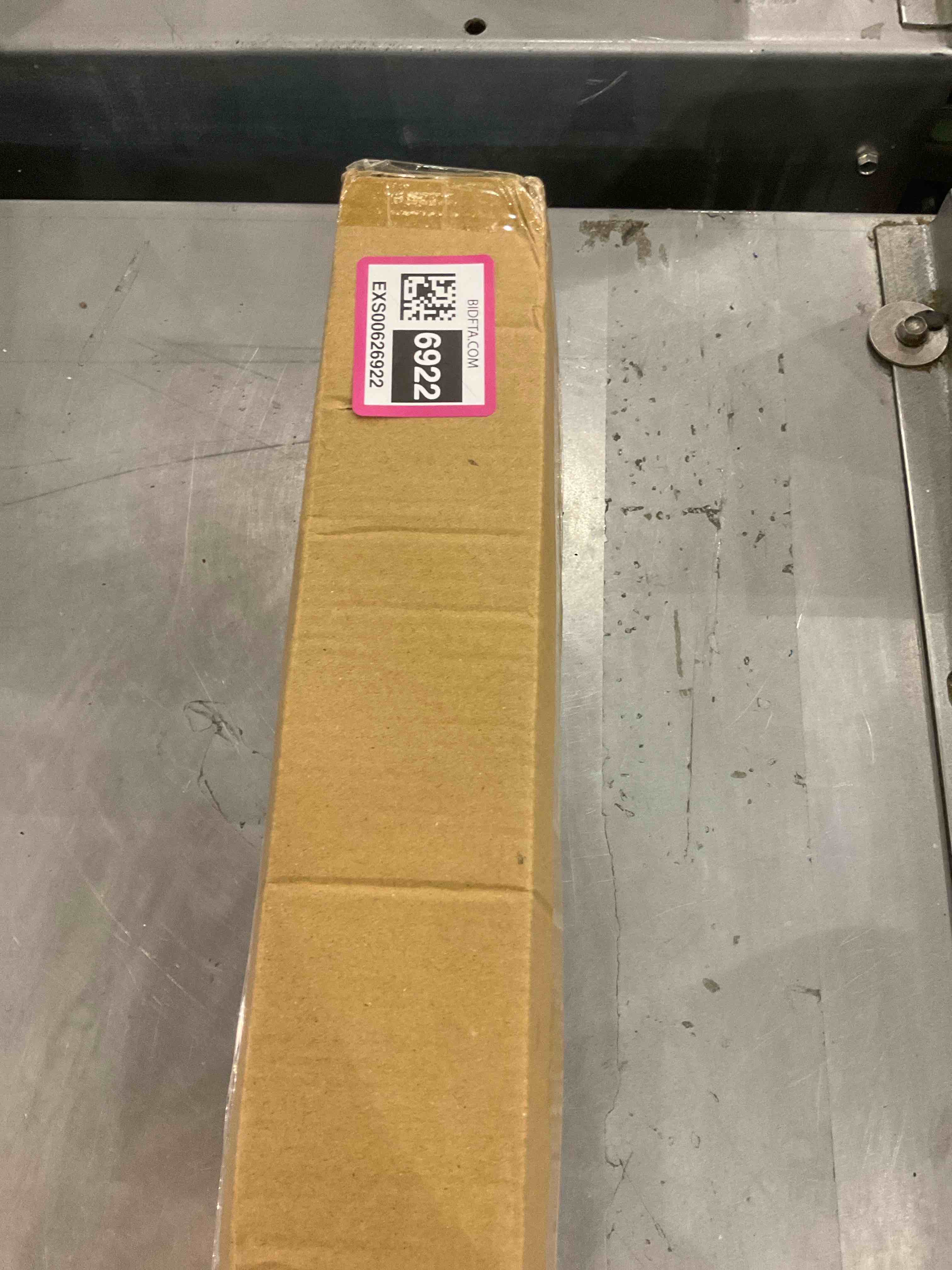 https://s3.amazonaws.com/lotting-images-prod/bidfta/EXS00626922_1695145888736.jpeg