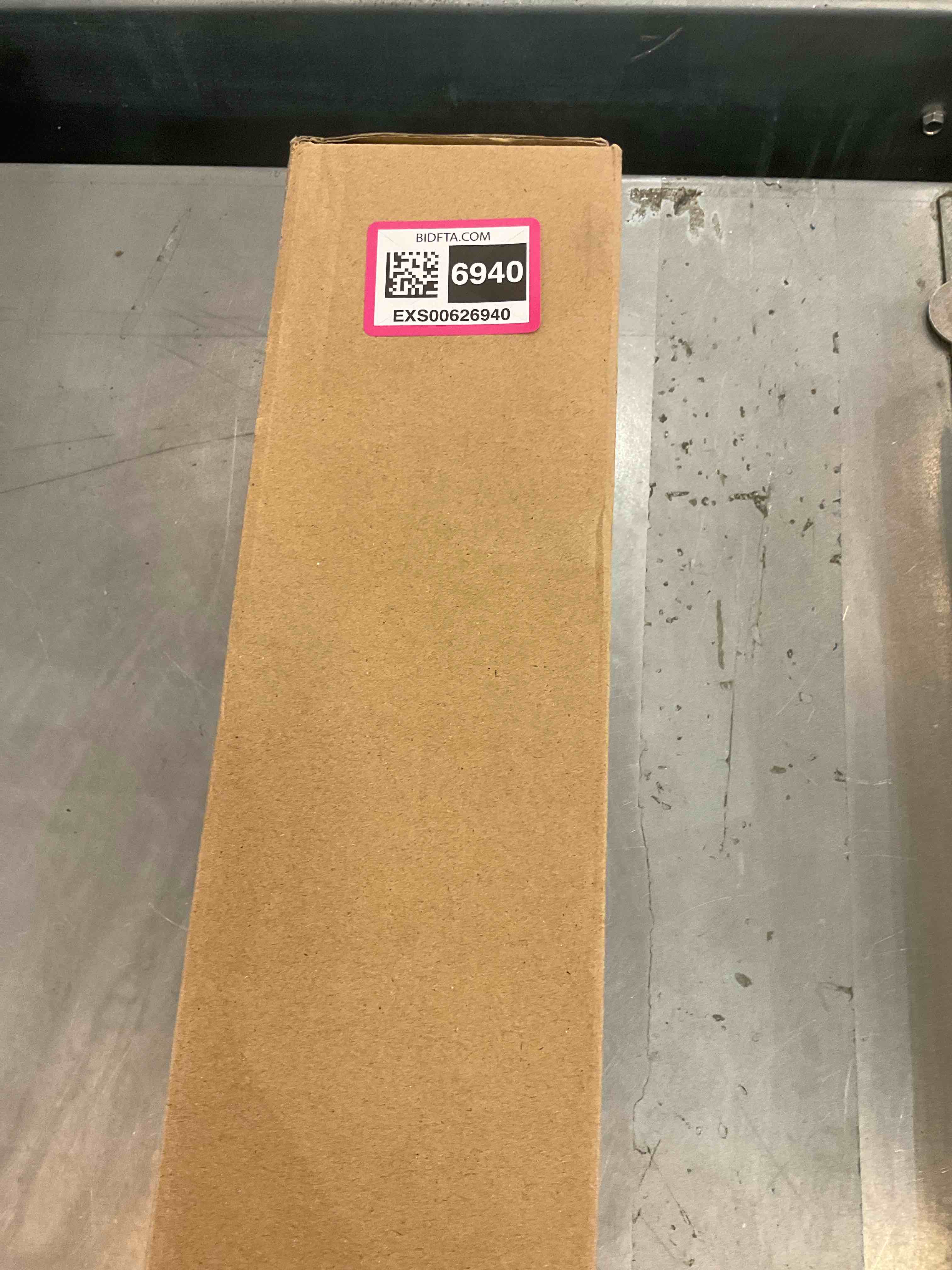 https://s3.amazonaws.com/lotting-images-prod/bidfta/EXS00626940_1695149050153.jpeg