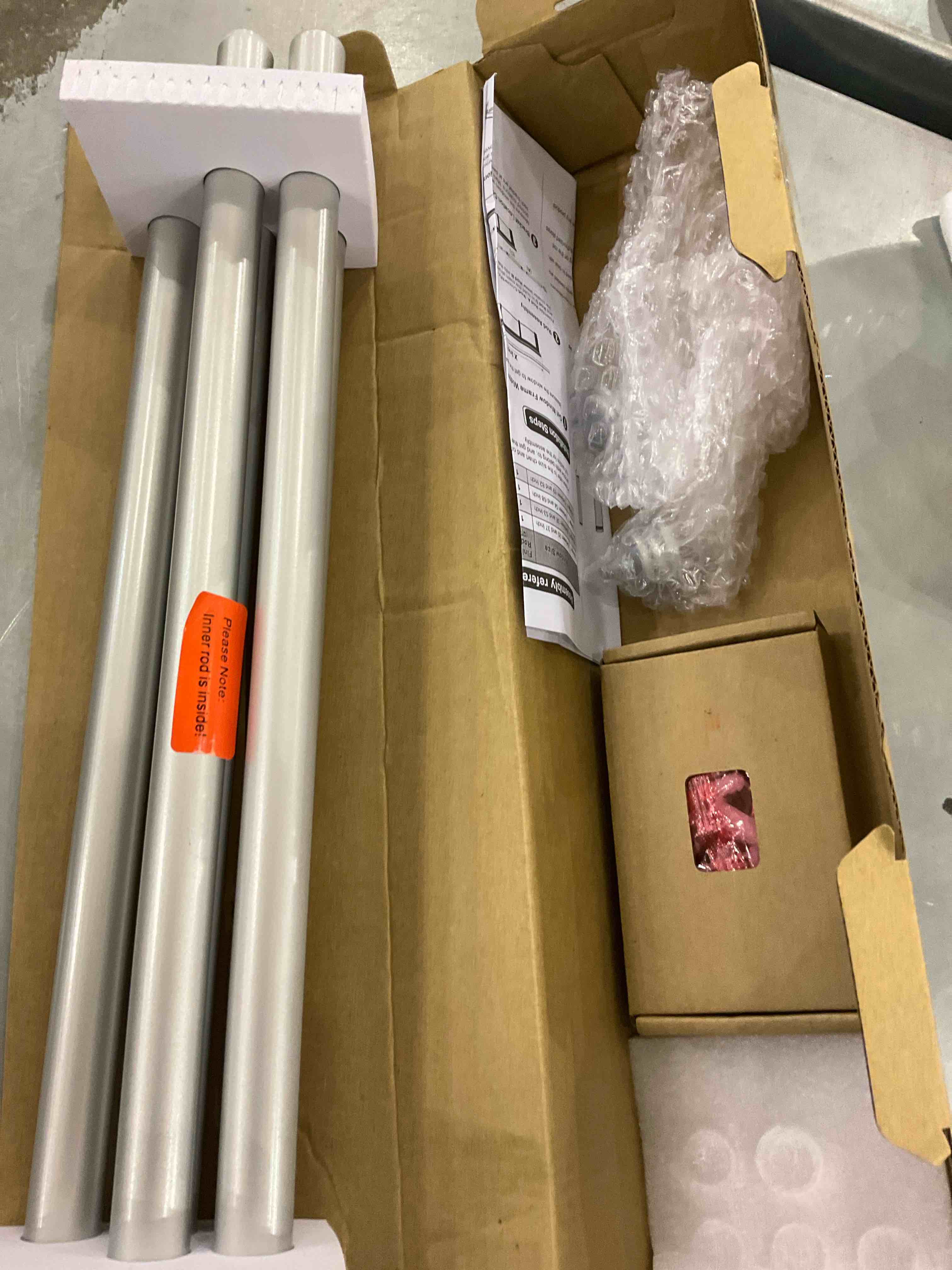 https://s3.amazonaws.com/lotting-images-prod/bidfta/EXS00627224_1695304864298.jpeg