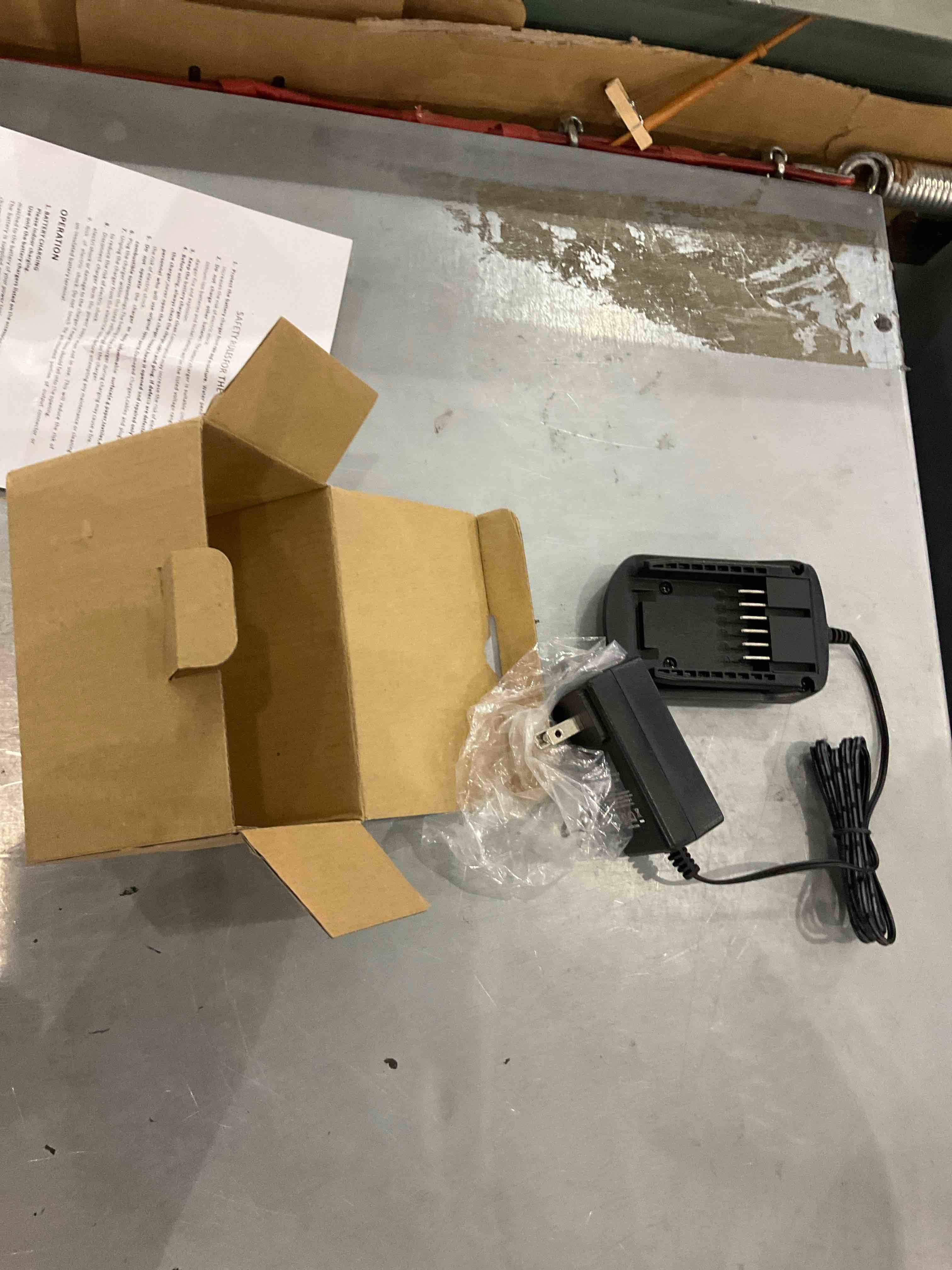 https://s3.amazonaws.com/lotting-images-prod/bidfta/EXS00627328_1695323804008.jpeg
