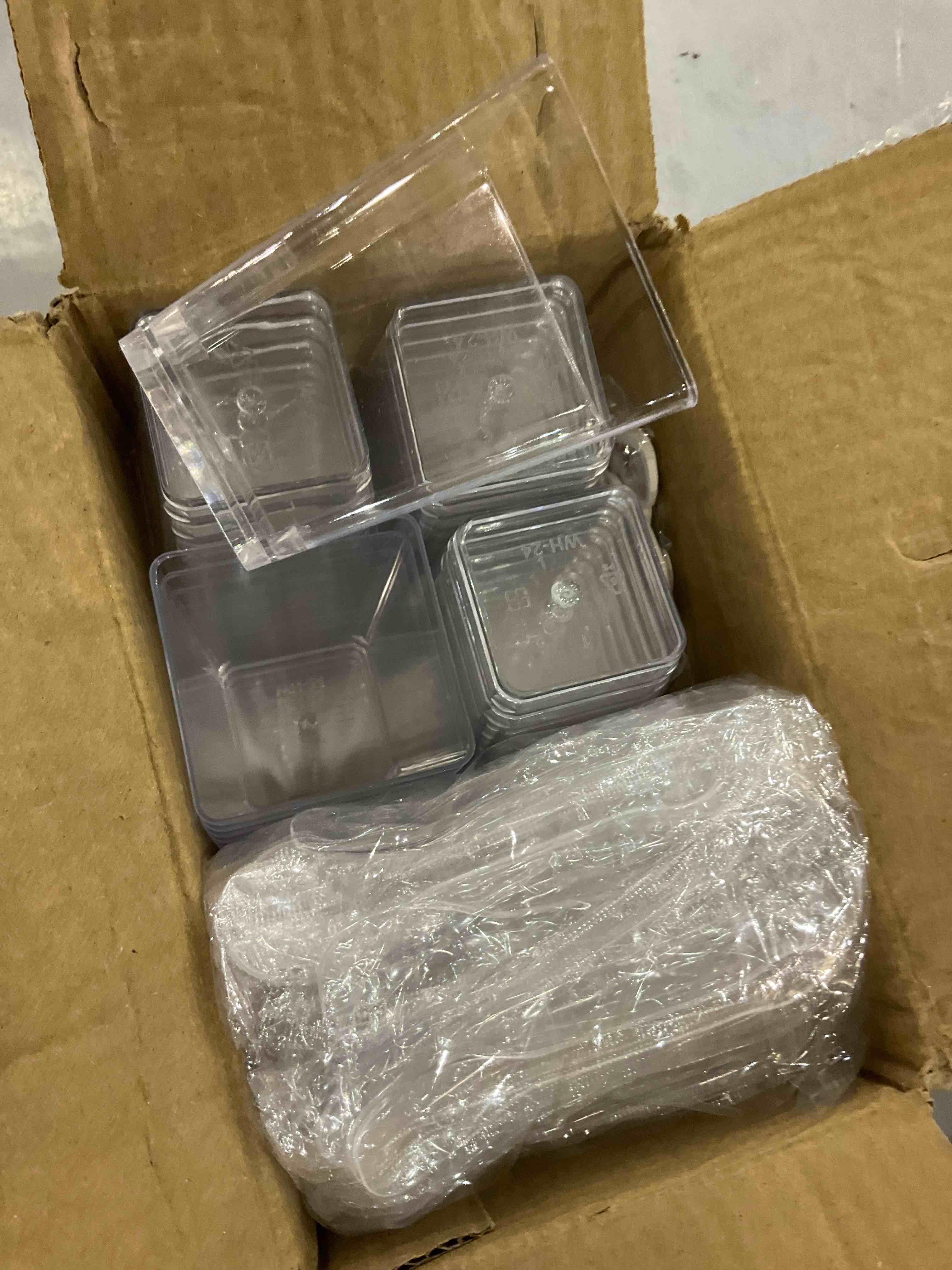 https://s3.amazonaws.com/lotting-images-prod/bidfta/EXS00627346_1695382685896.jpeg
