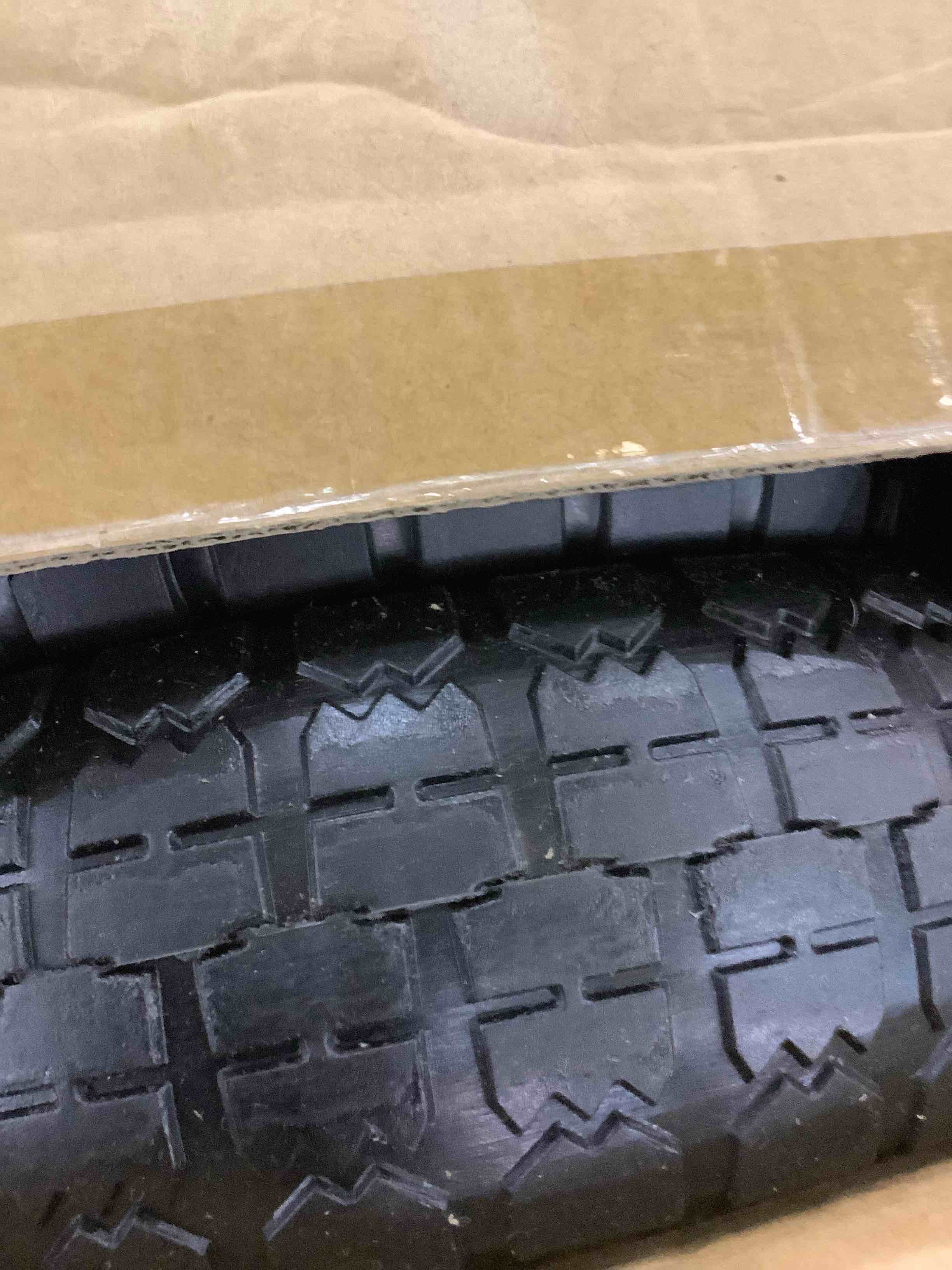 https://s3.amazonaws.com/lotting-images-prod/bidfta/EXS00627700_1695149936417.jpeg