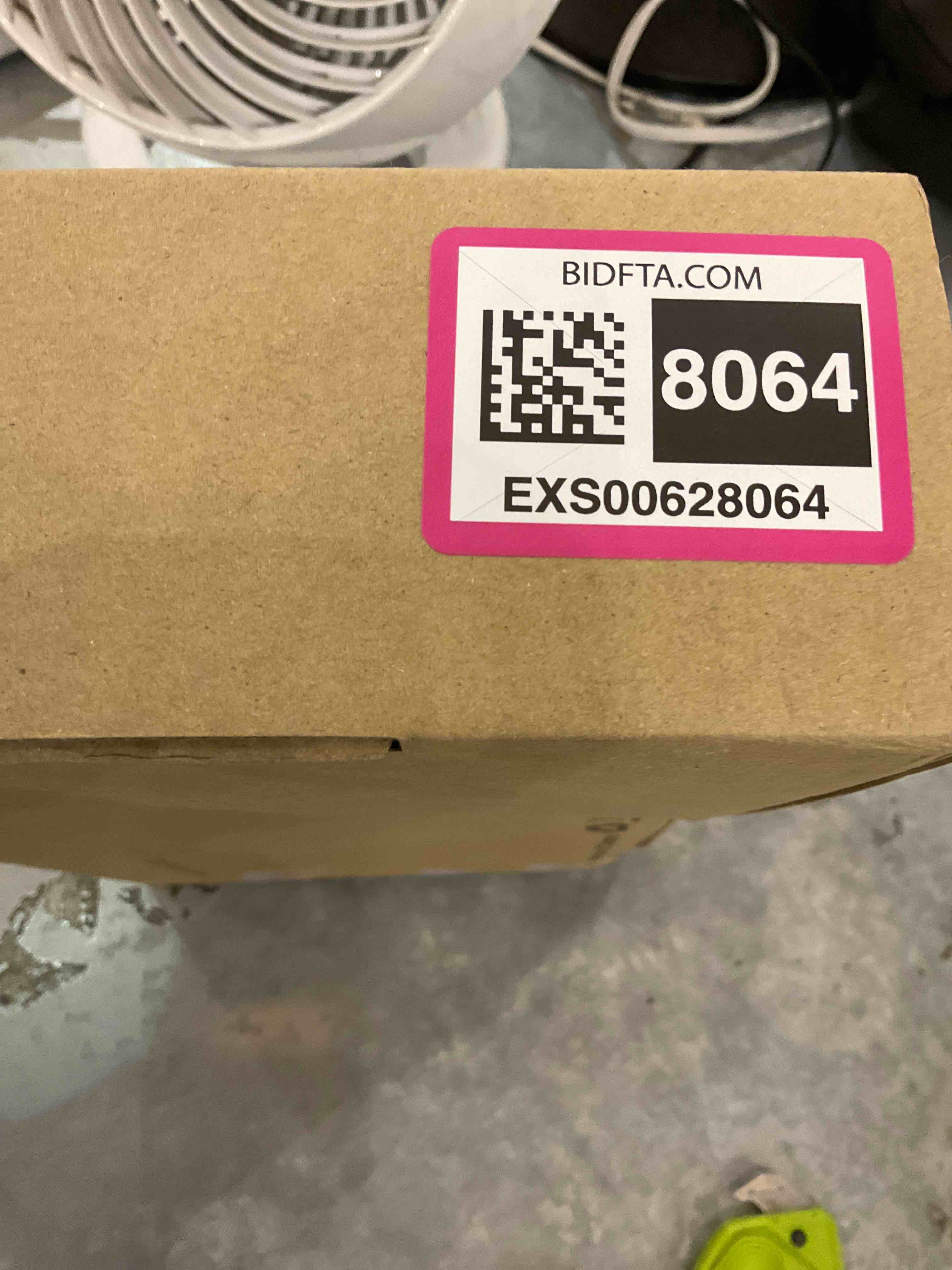 https://s3.amazonaws.com/lotting-images-prod/bidfta/EXS00628064_1695133112675.jpeg