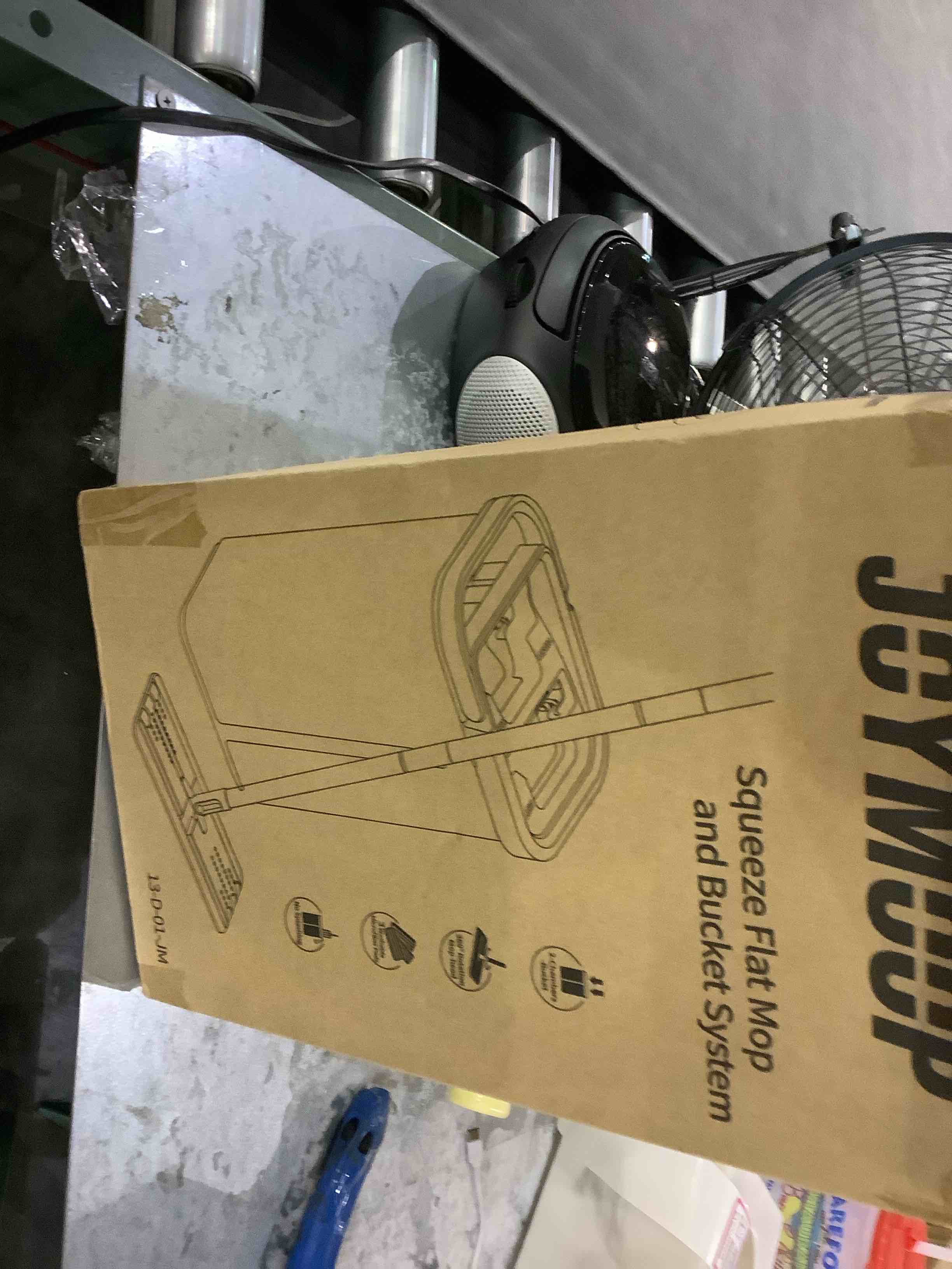 https://s3.amazonaws.com/lotting-images-prod/bidfta/EXS00628939_1695641288038.jpeg