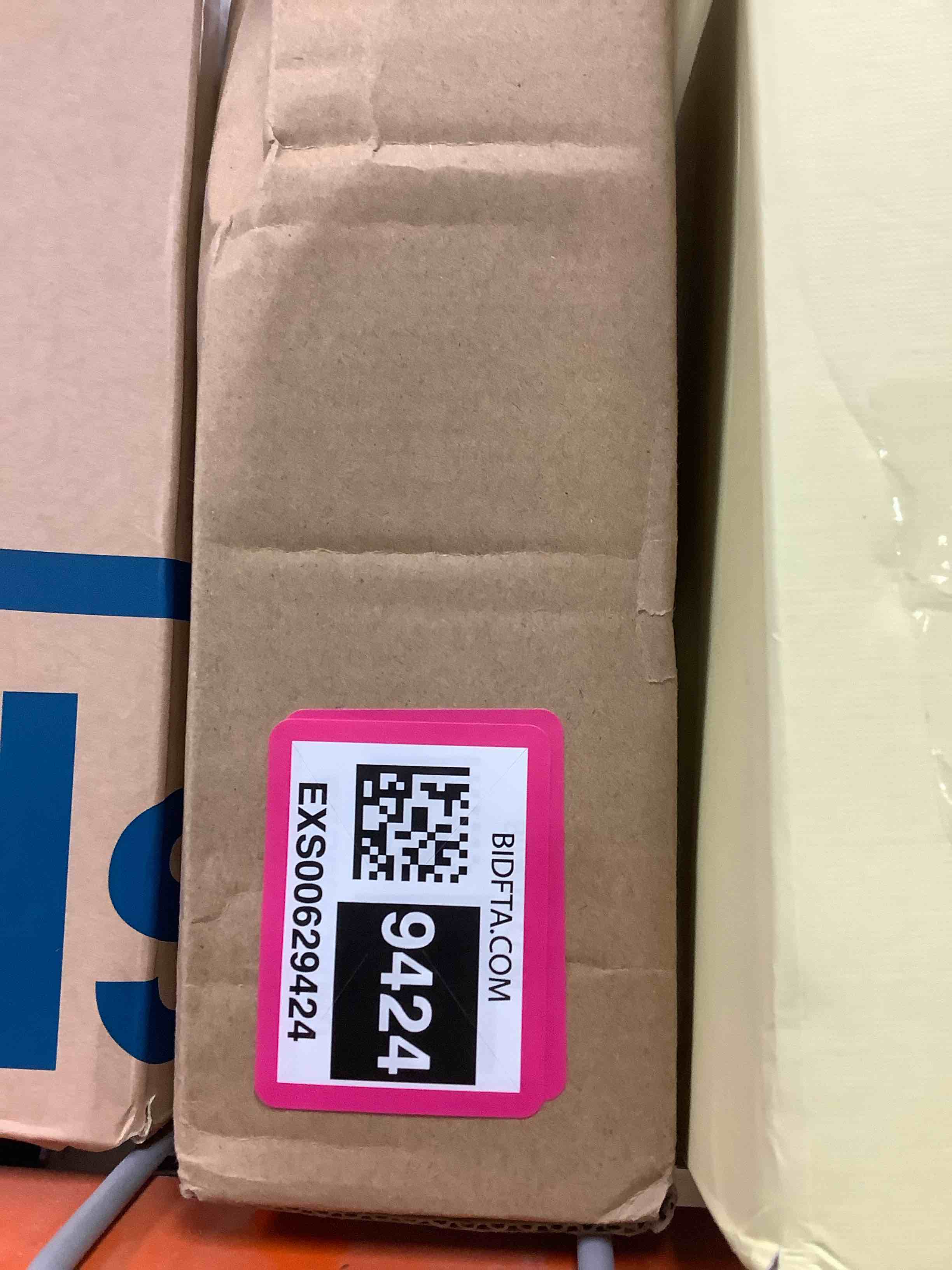 https://s3.amazonaws.com/lotting-images-prod/bidfta/EXS00629424_1697668175691.jpeg