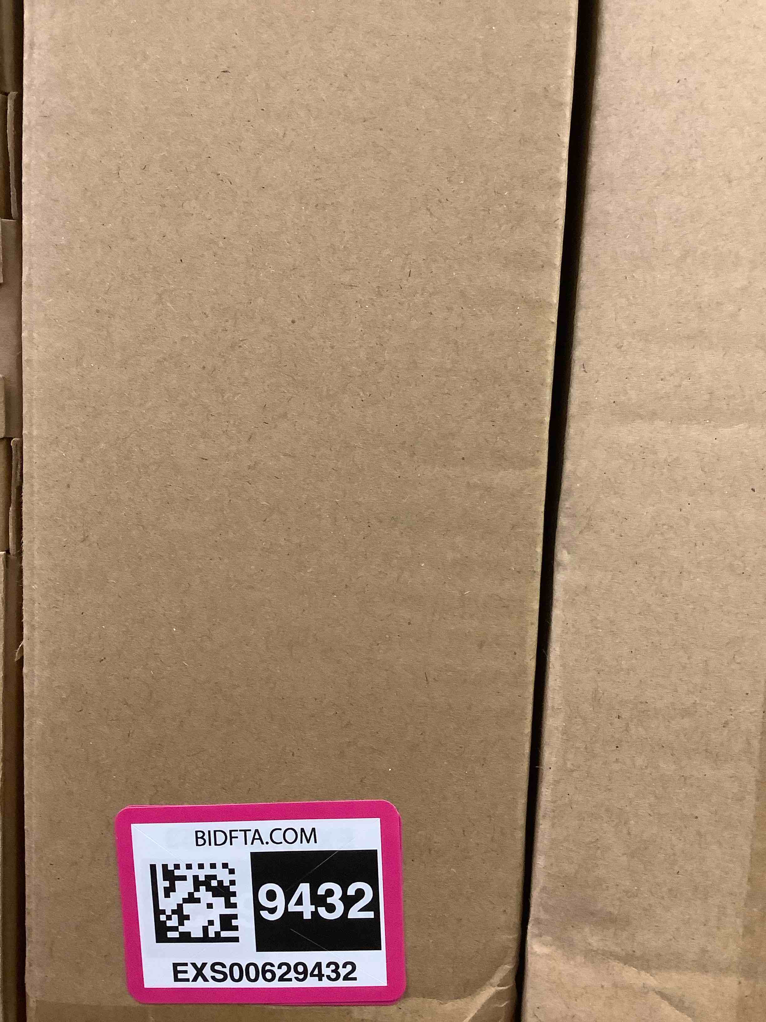 https://s3.amazonaws.com/lotting-images-prod/bidfta/EXS00629432_1697668983244.jpeg