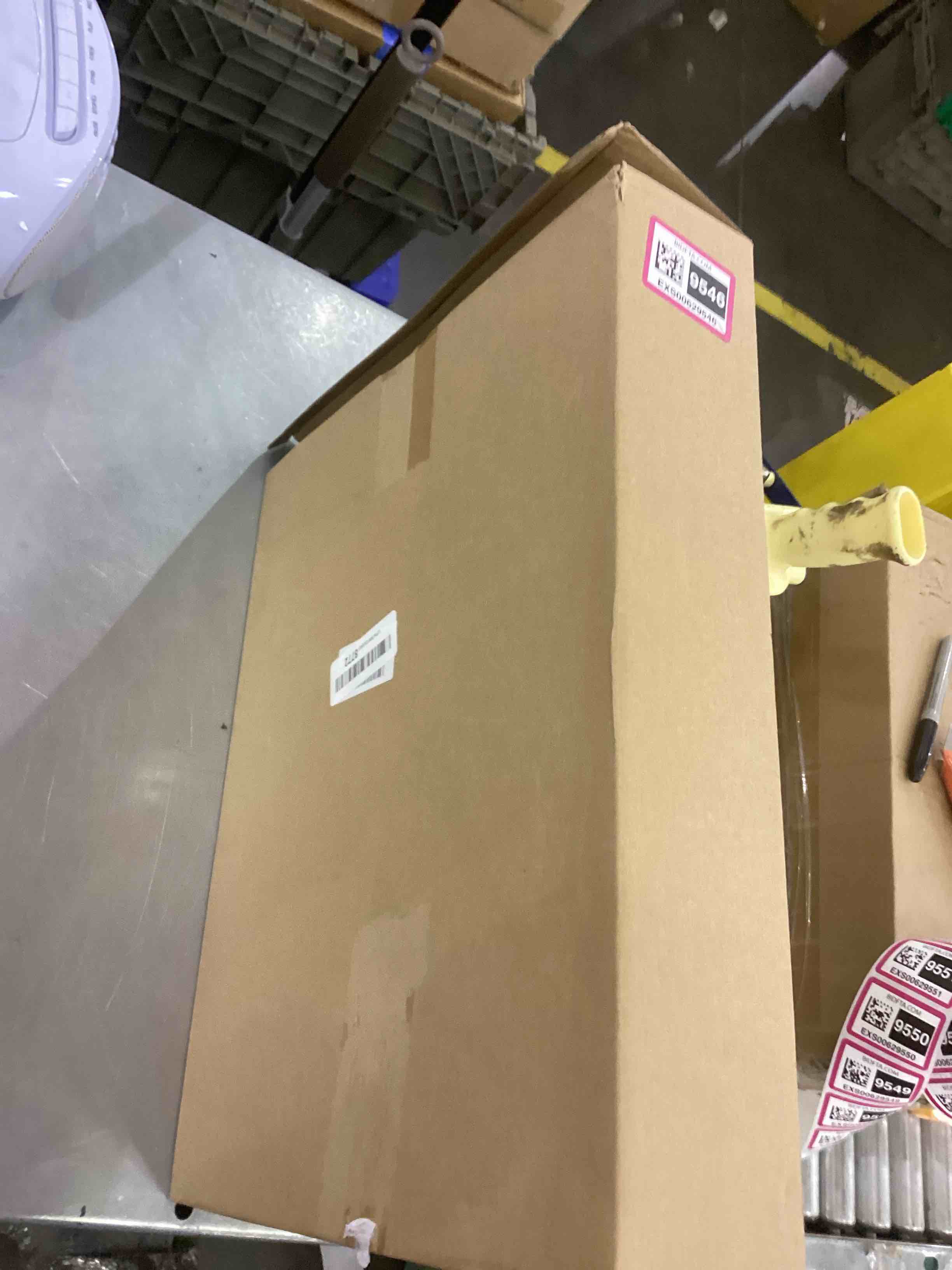 https://s3.amazonaws.com/lotting-images-prod/bidfta/EXS00629546_1695045589336.jpeg