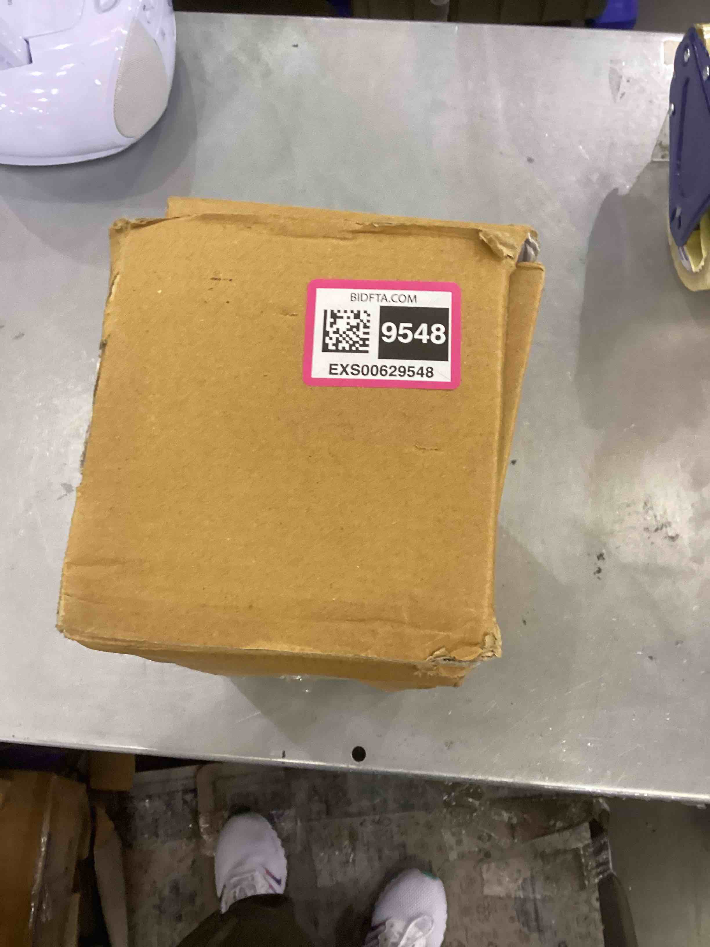 https://s3.amazonaws.com/lotting-images-prod/bidfta/EXS00629548_1695045755074.jpeg