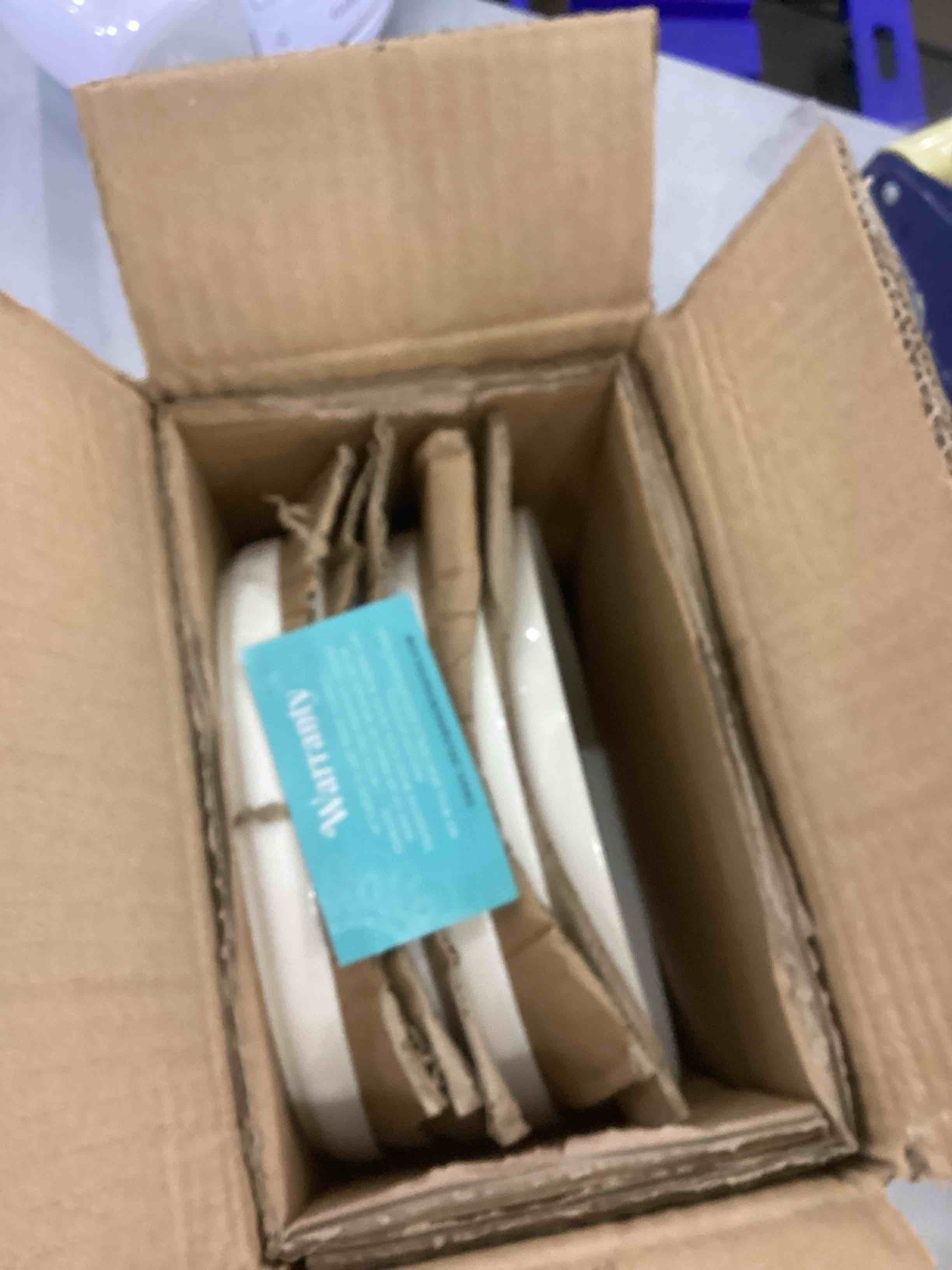 https://s3.amazonaws.com/lotting-images-prod/bidfta/EXS00629887_1695133310950.jpeg