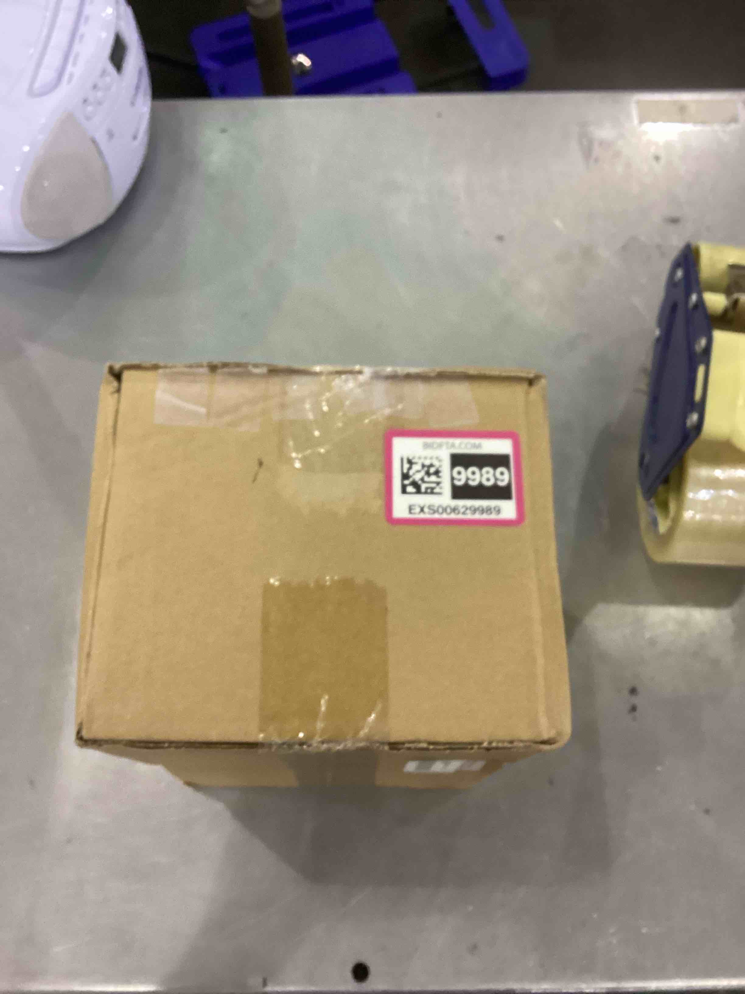 https://s3.amazonaws.com/lotting-images-prod/bidfta/EXS00629989_1695212957156.jpeg