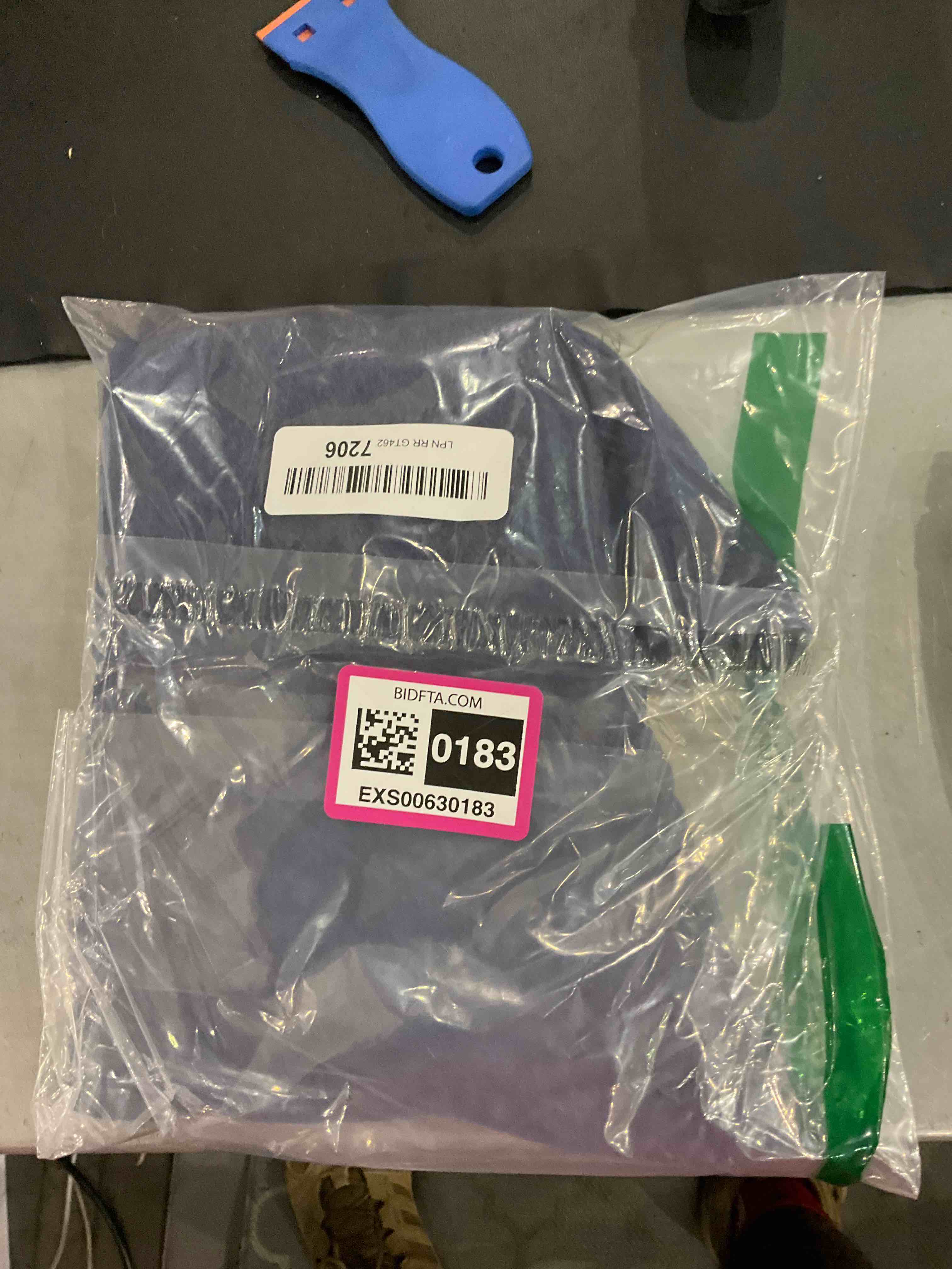 https://s3.amazonaws.com/lotting-images-prod/bidfta/EXS00630183_1694690789837.jpeg