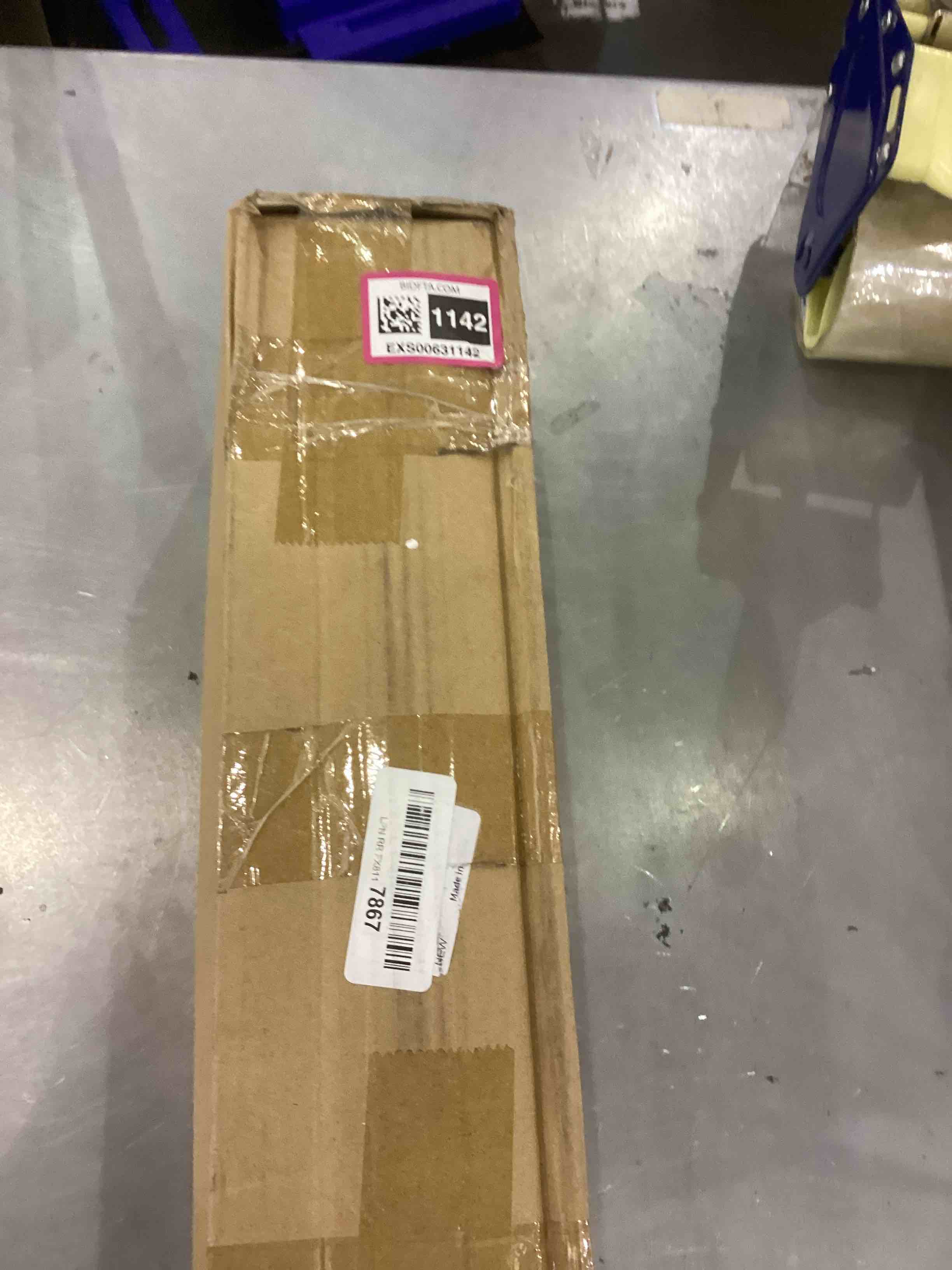 https://s3.amazonaws.com/lotting-images-prod/bidfta/EXS00631142_1694521695352.jpeg