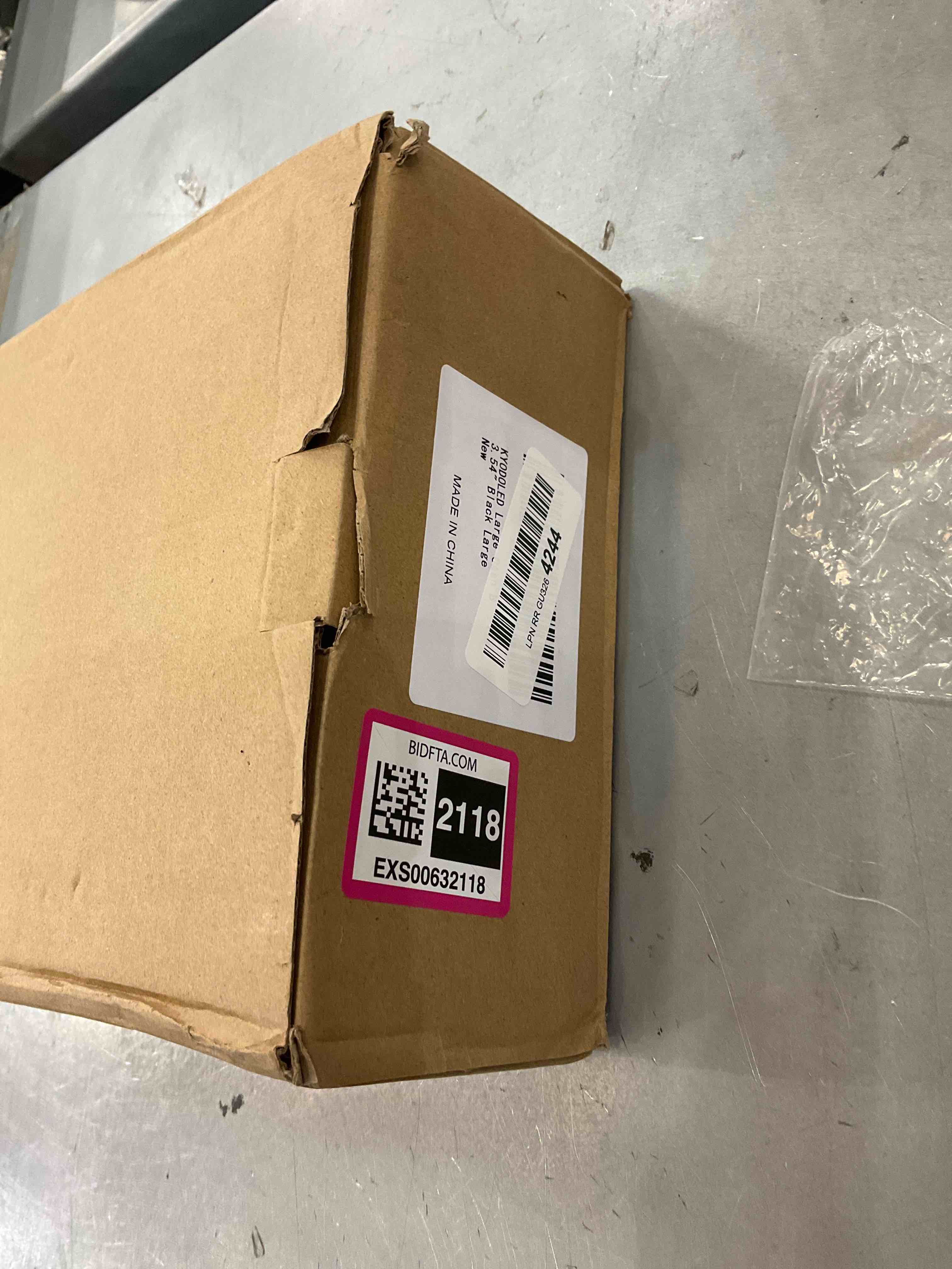https://s3.amazonaws.com/lotting-images-prod/bidfta/EXS00632118_1694629604196.jpeg