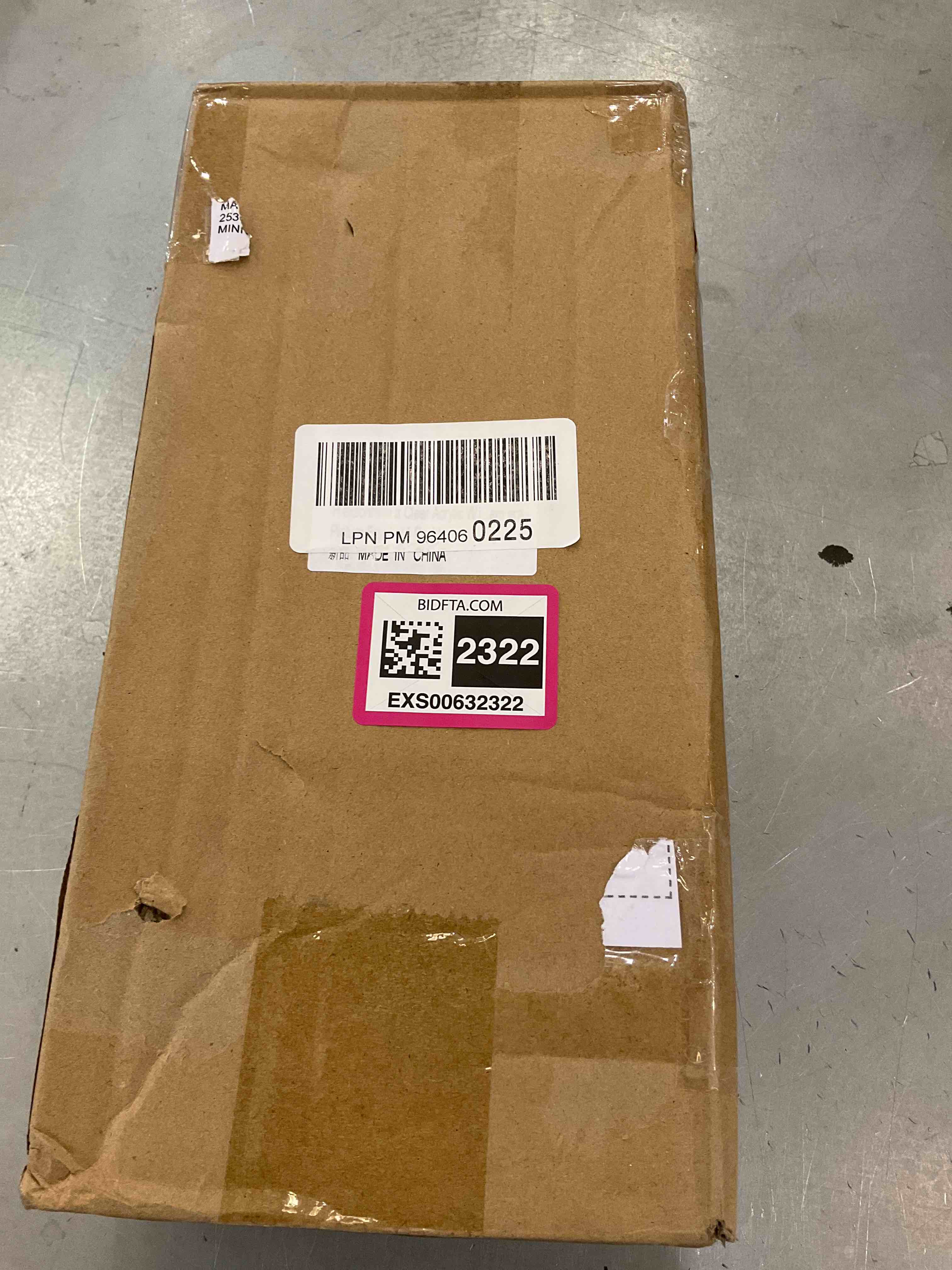 https://s3.amazonaws.com/lotting-images-prod/bidfta/EXS00632322_1694717068487.jpeg
