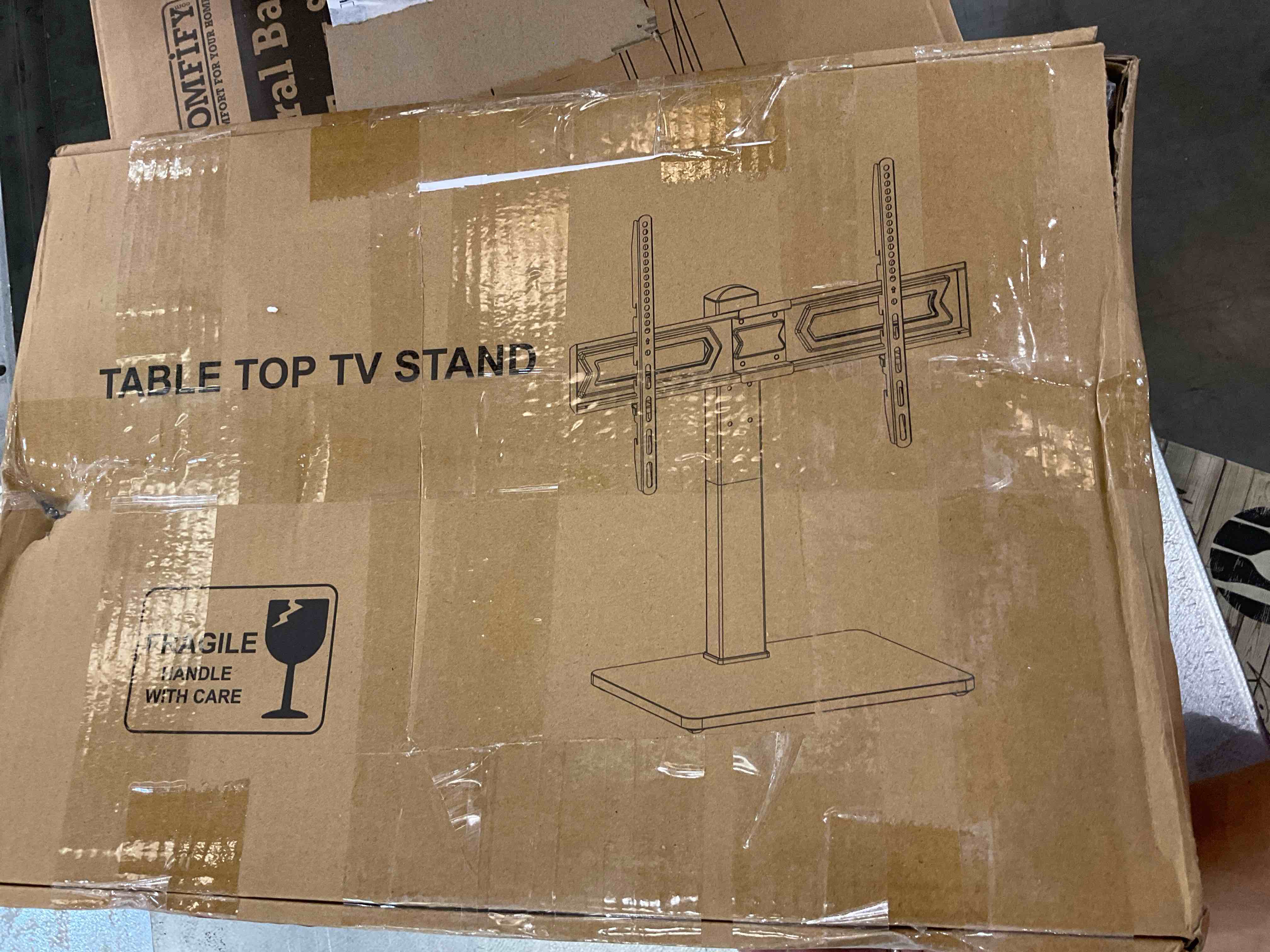 https://s3.amazonaws.com/lotting-images-prod/bidfta/EXS00632712_1696878586490.jpeg