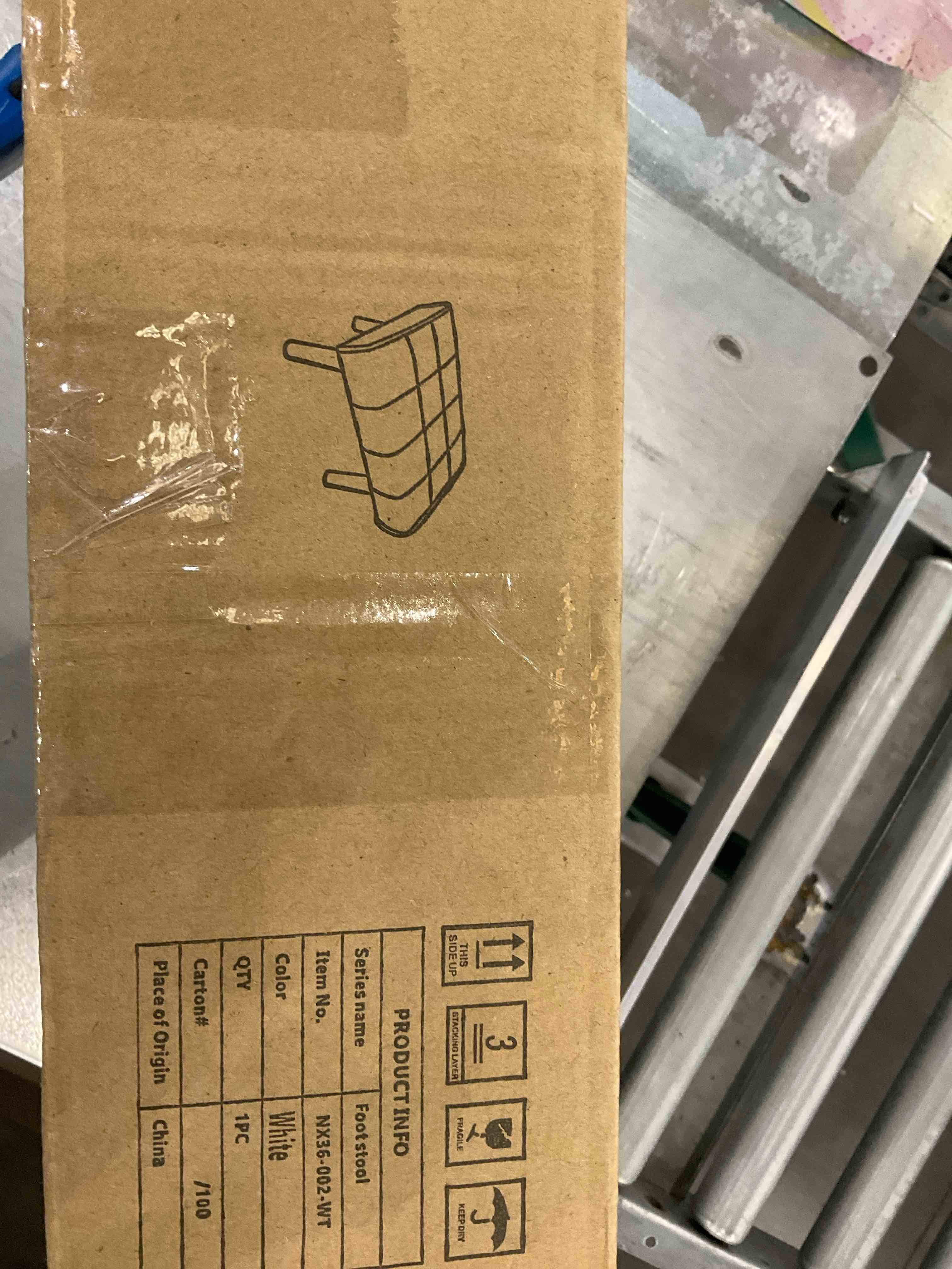 https://s3.amazonaws.com/lotting-images-prod/bidfta/EXS00632990_1697032156177.jpeg