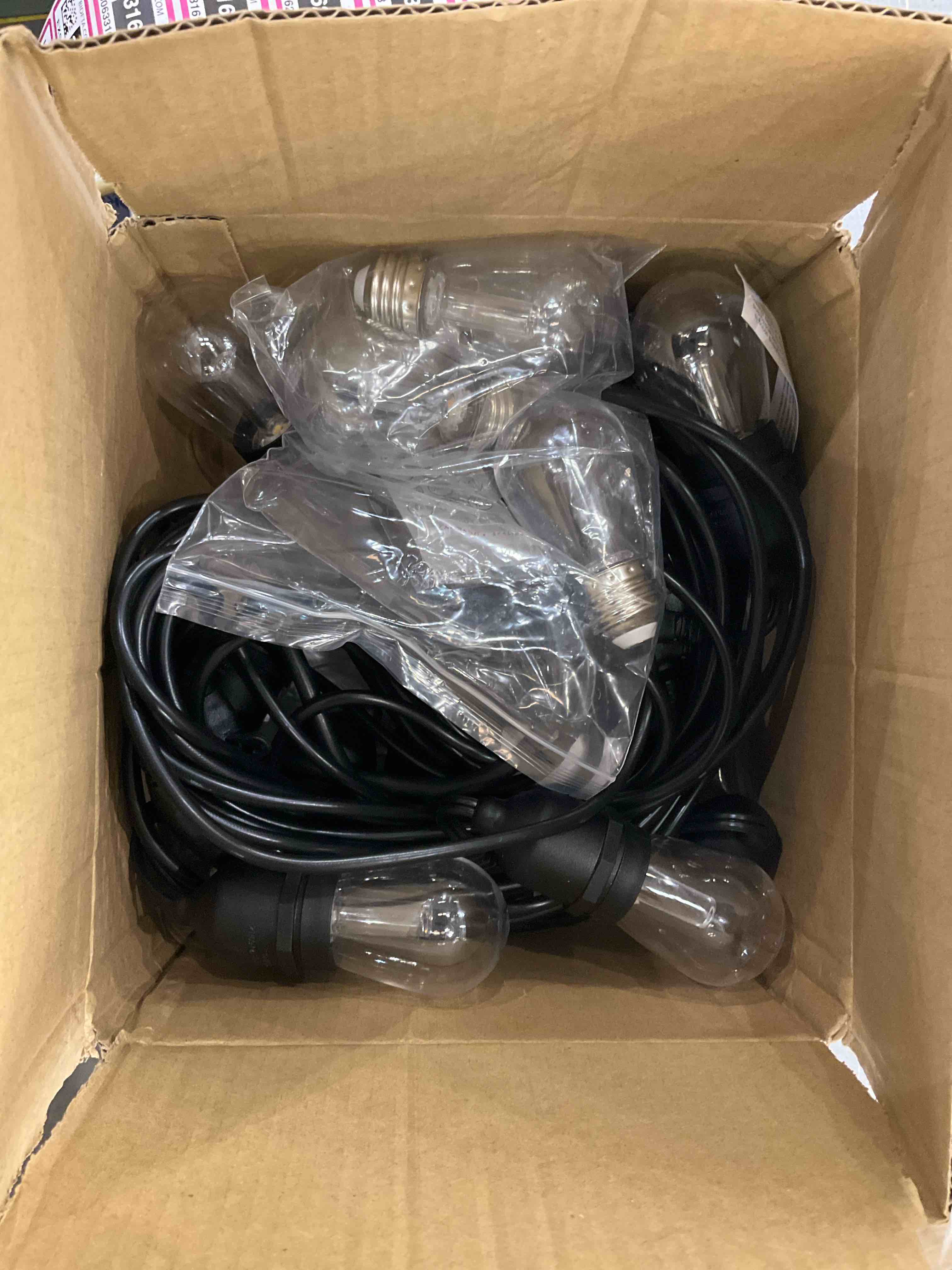 https://s3.amazonaws.com/lotting-images-prod/bidfta/EXS00633157_1695753723593.jpeg