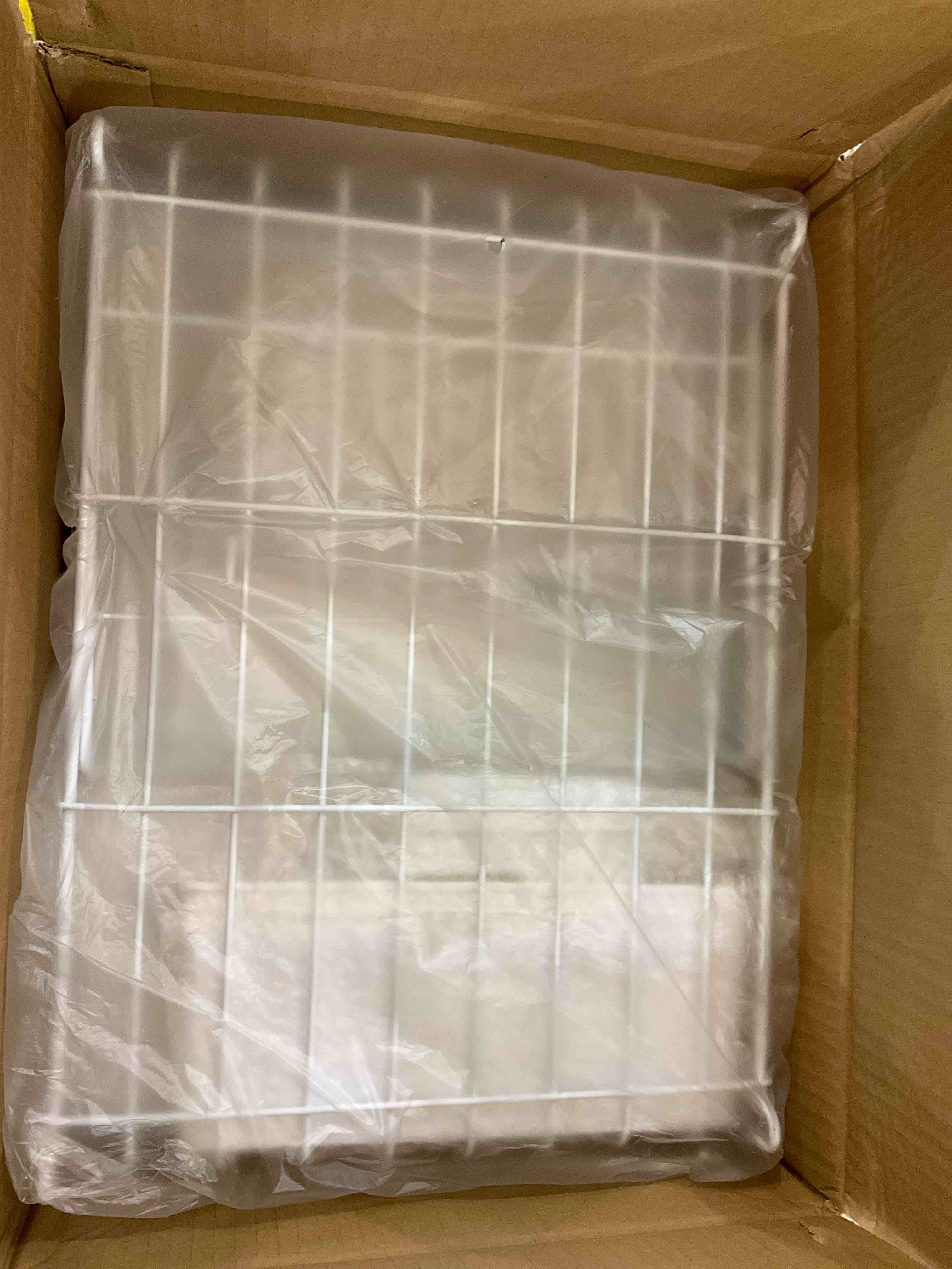 https://s3.amazonaws.com/lotting-images-prod/bidfta/EXS00633203_1695758987612.jpeg