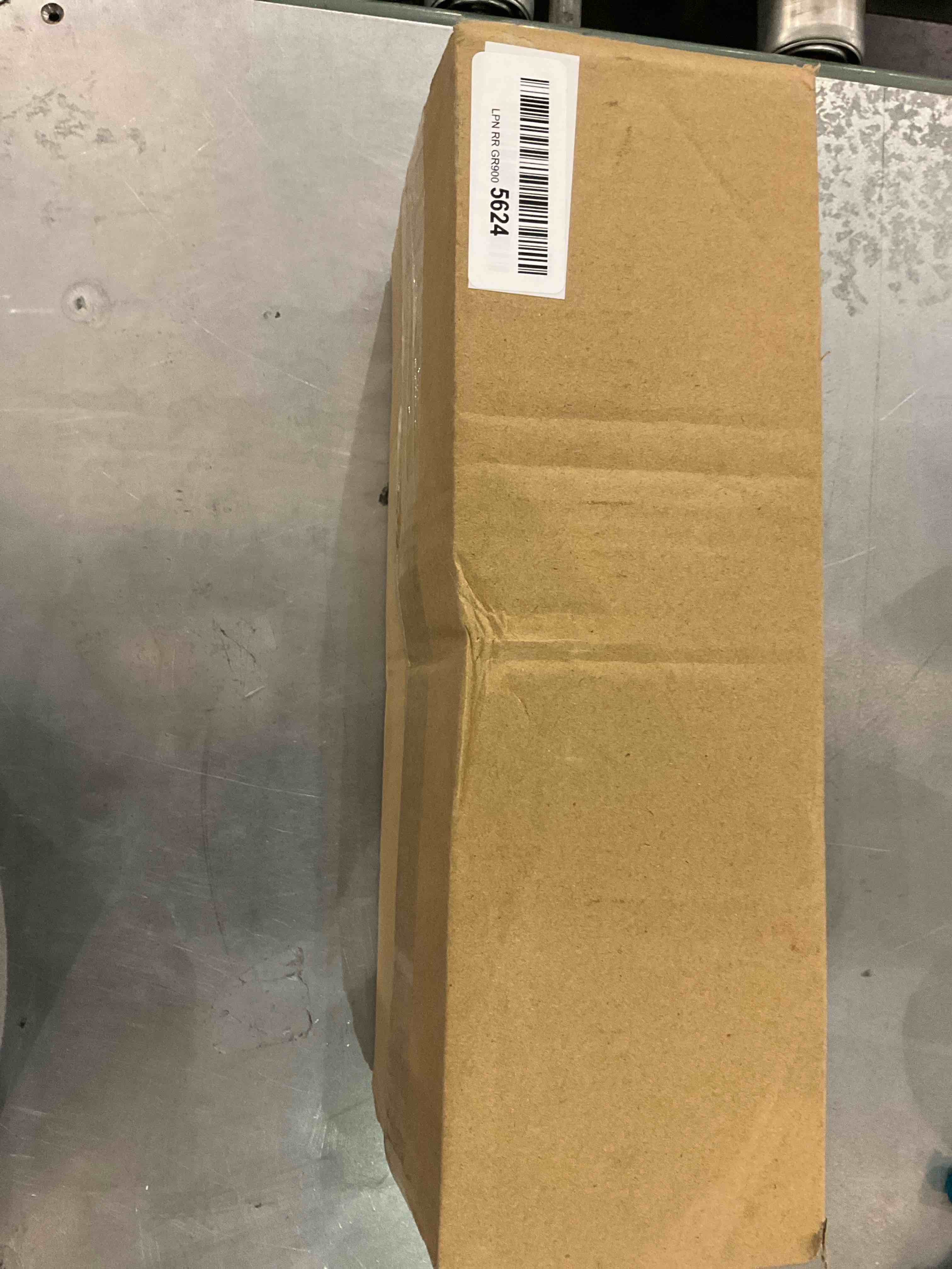 https://s3.amazonaws.com/lotting-images-prod/bidfta/EXS00633408_1696277324087.jpeg