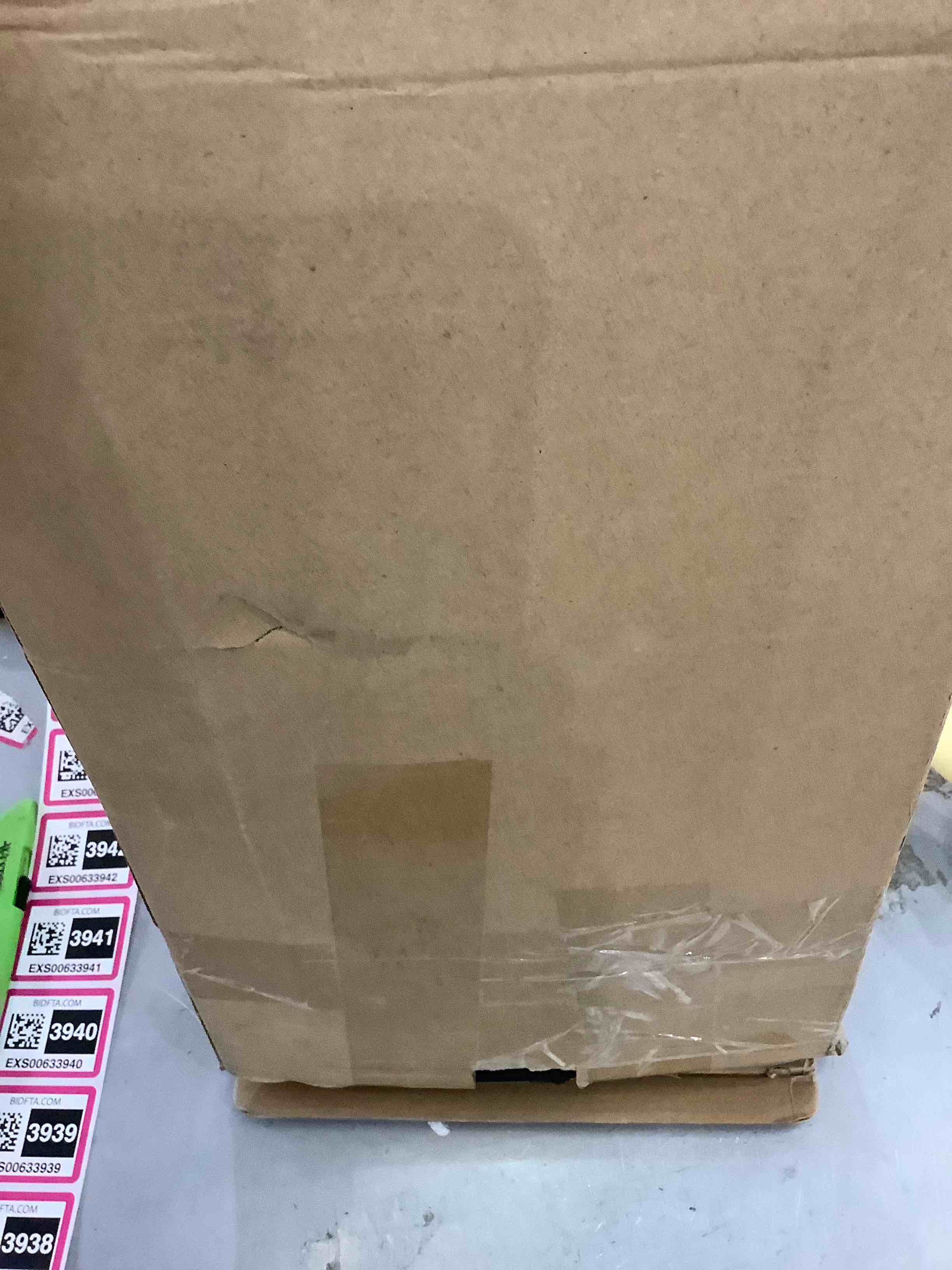 https://s3.amazonaws.com/lotting-images-prod/bidfta/EXS00633935_1695056091386.jpeg