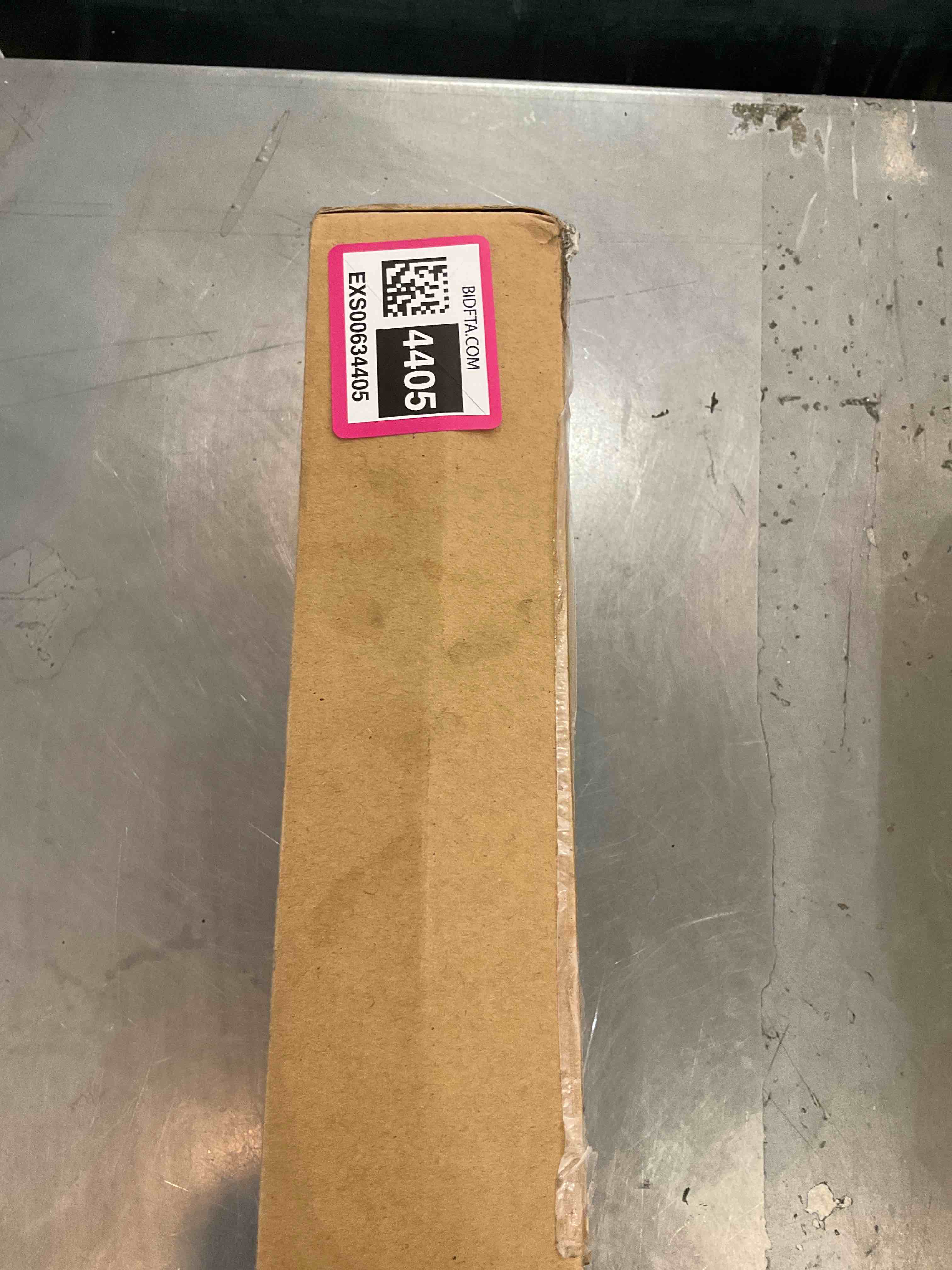 https://s3.amazonaws.com/lotting-images-prod/bidfta/EXS00634405_1694714023426.jpeg