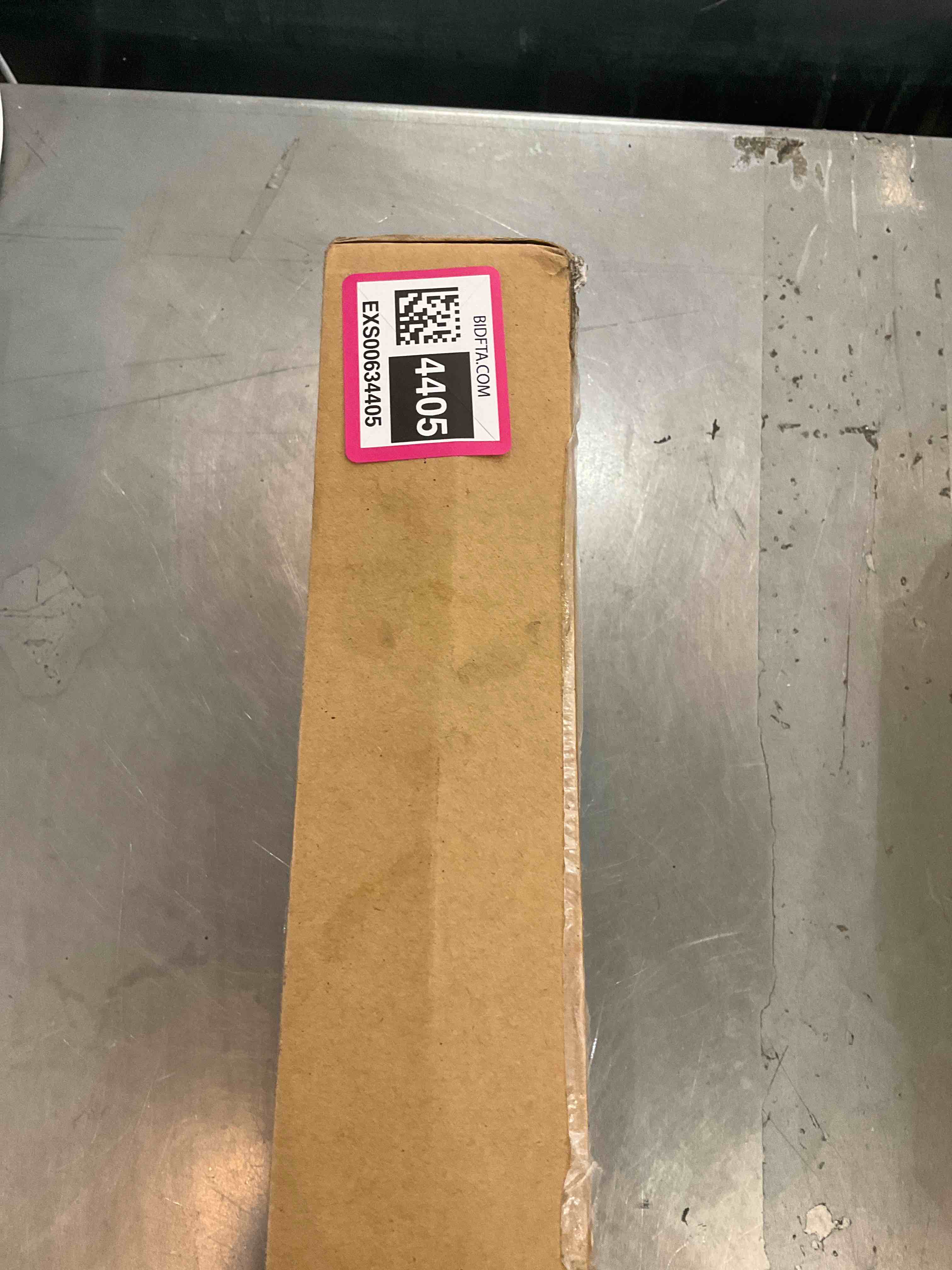https://s3.amazonaws.com/lotting-images-prod/bidfta/EXS00634405_1694714025004.jpeg